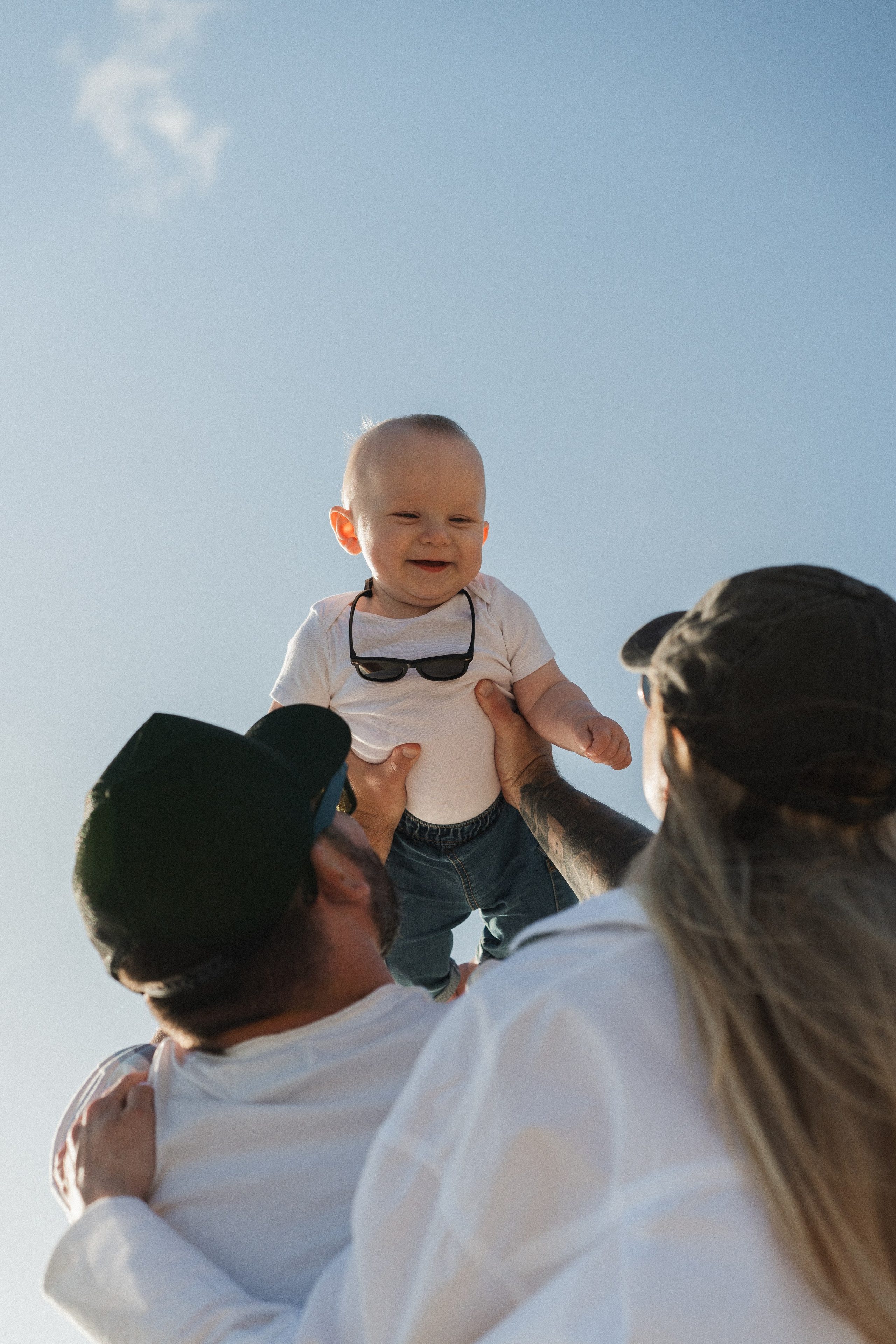 Family Beach photoshoot. Portrait, family, maternity & wedding photography & videography in SoCal Kseni Vibe