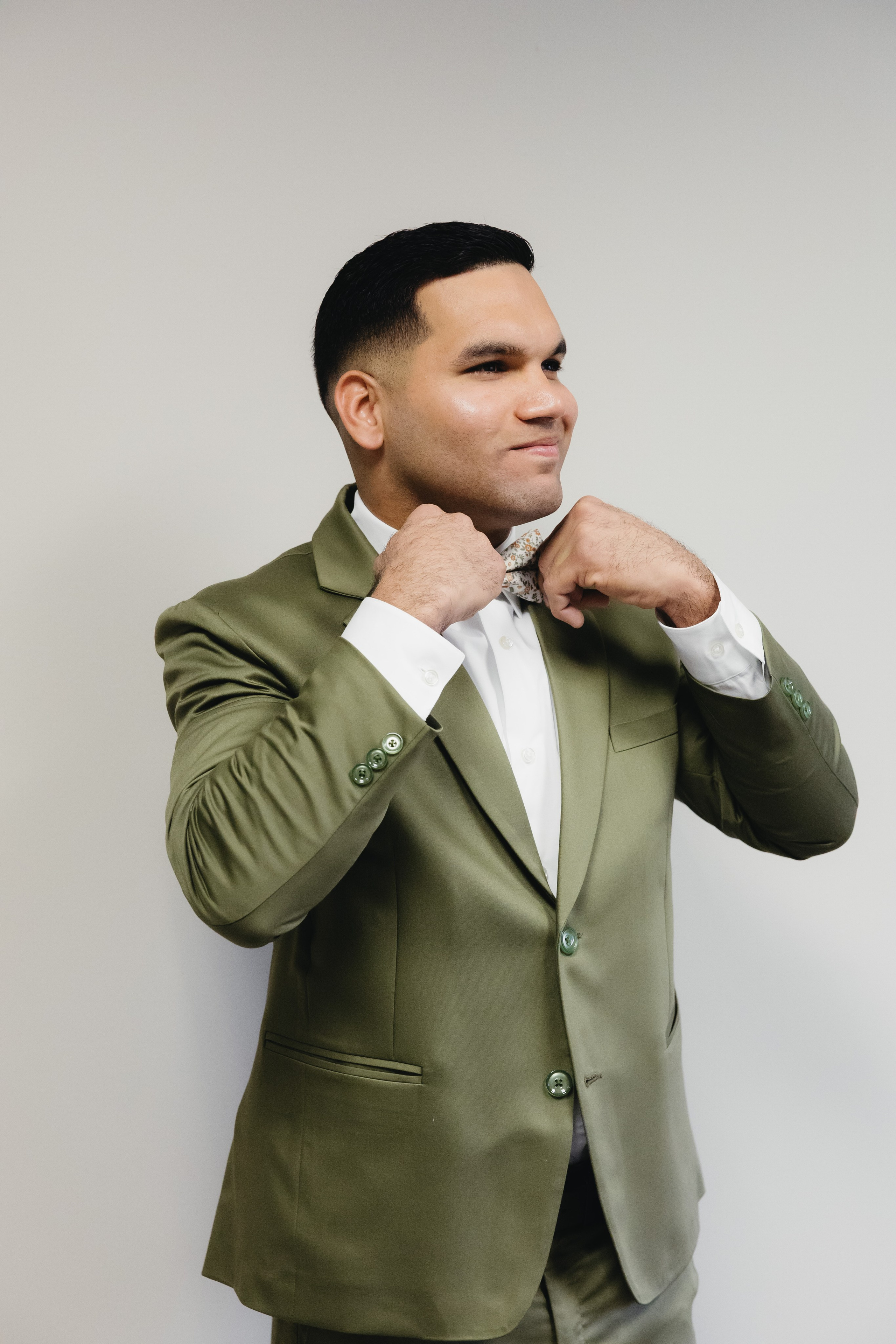 Intimate Church Wedding in Chicago — Wedding Photographer