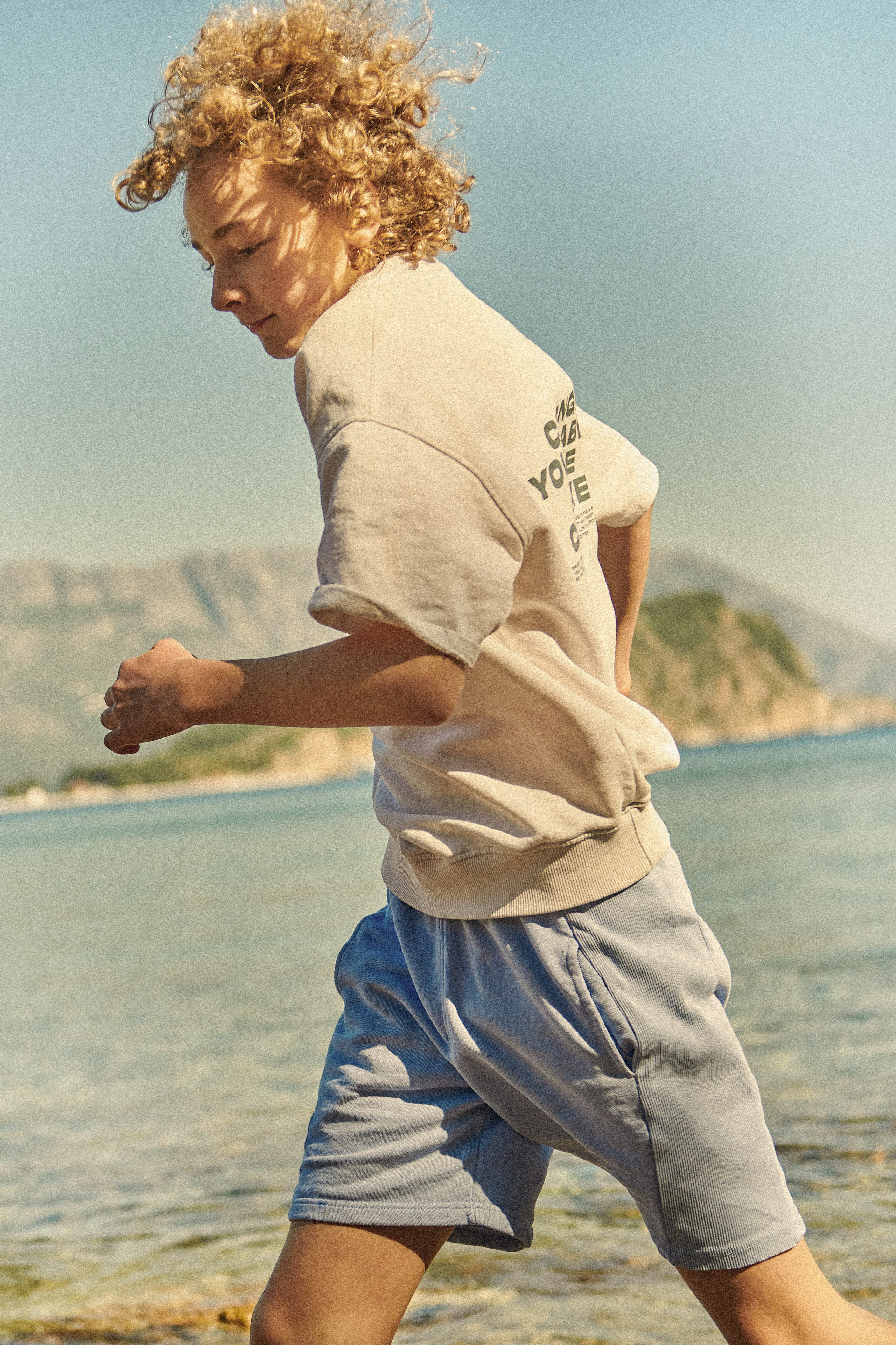 SUMMER WIBES. Minimalist brand photographer & videographer | Raw sincerity. Pure Form