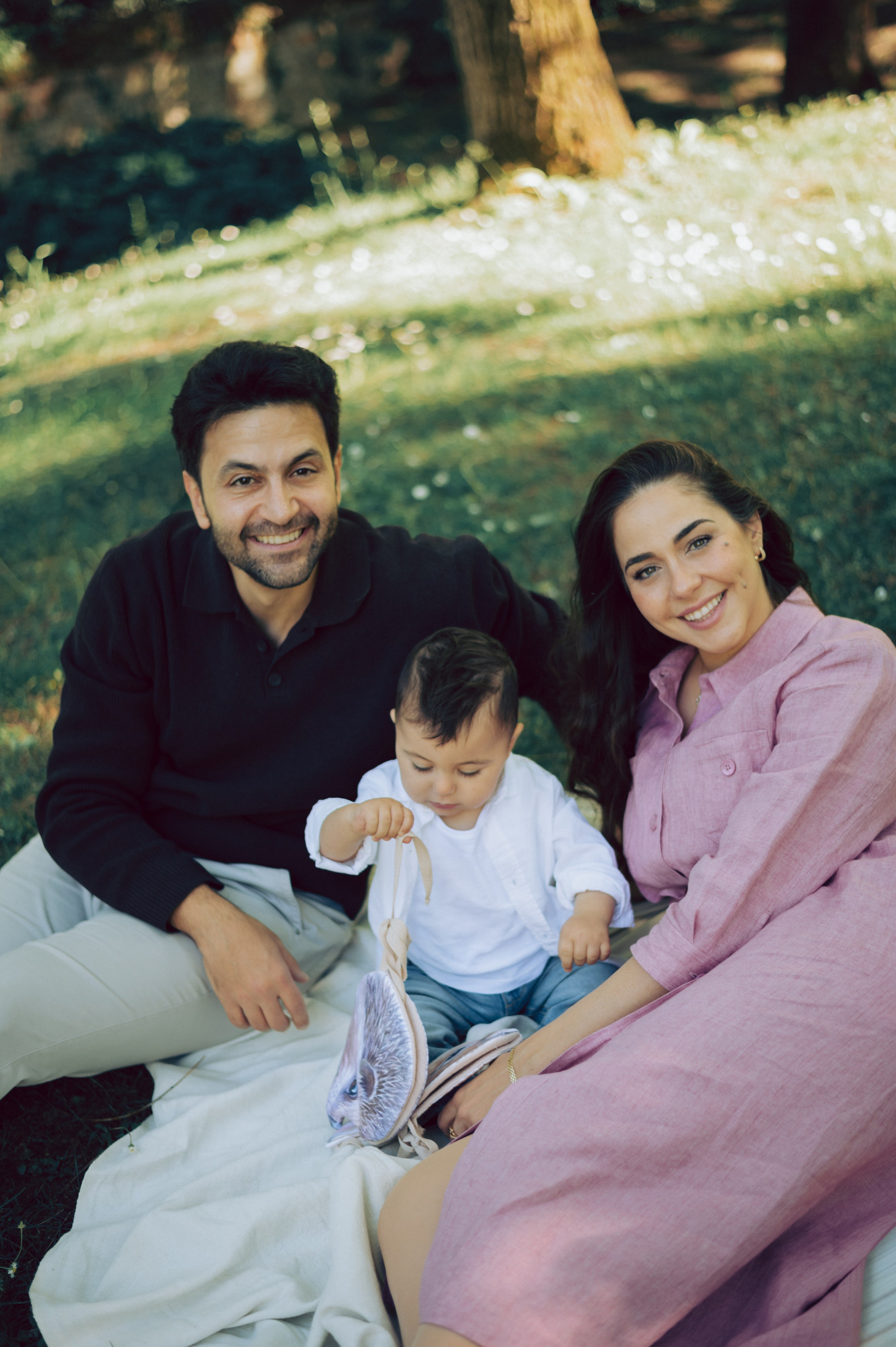 Nassib Maryam & Alexander in Milan. AnaMilanoFoto | Couple & Wedding Photographer in Milan