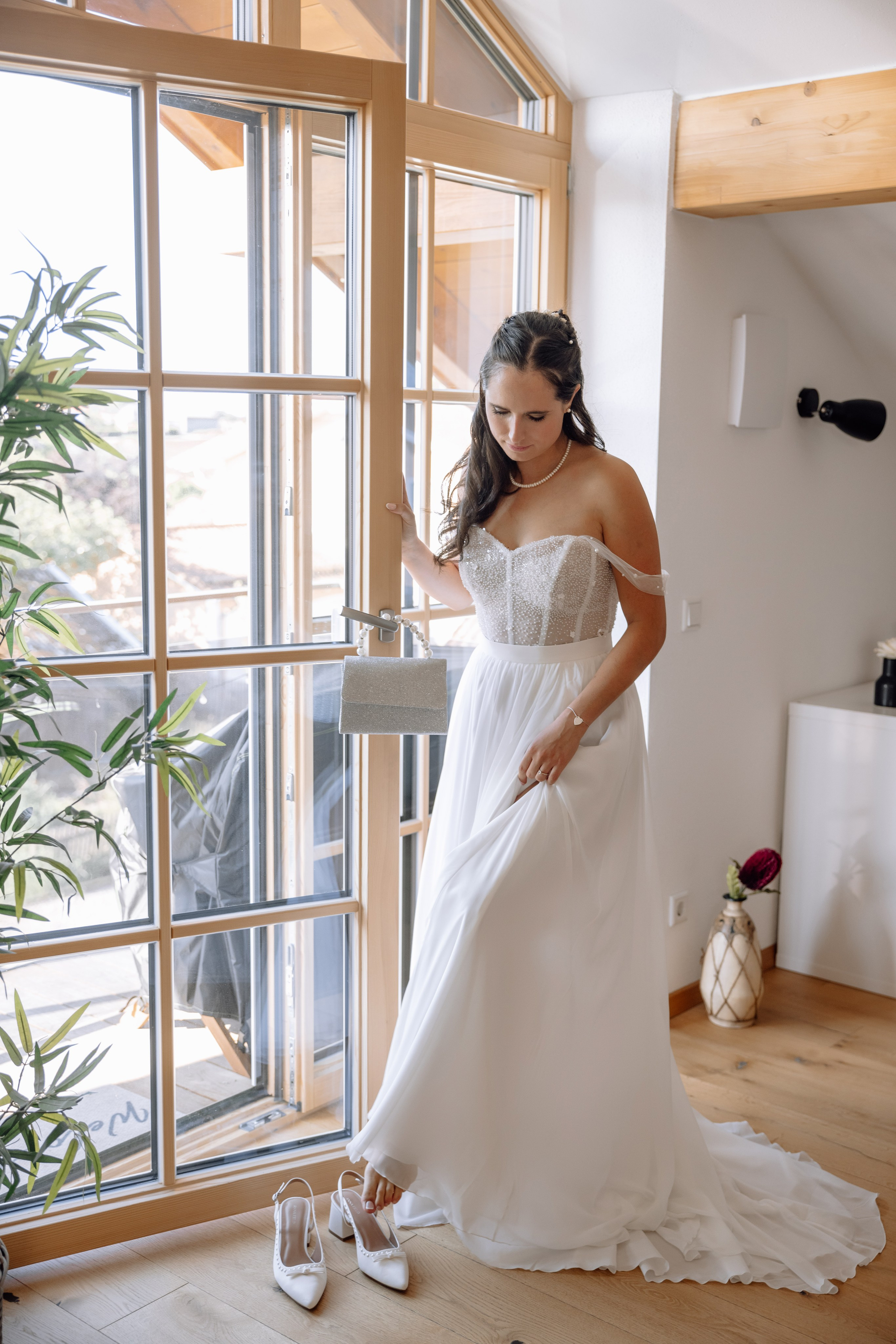 Hanna & Jonas – Getting Ready. Hochzeitsfotografin München & Bayern | Tanja Mauke Fotografie