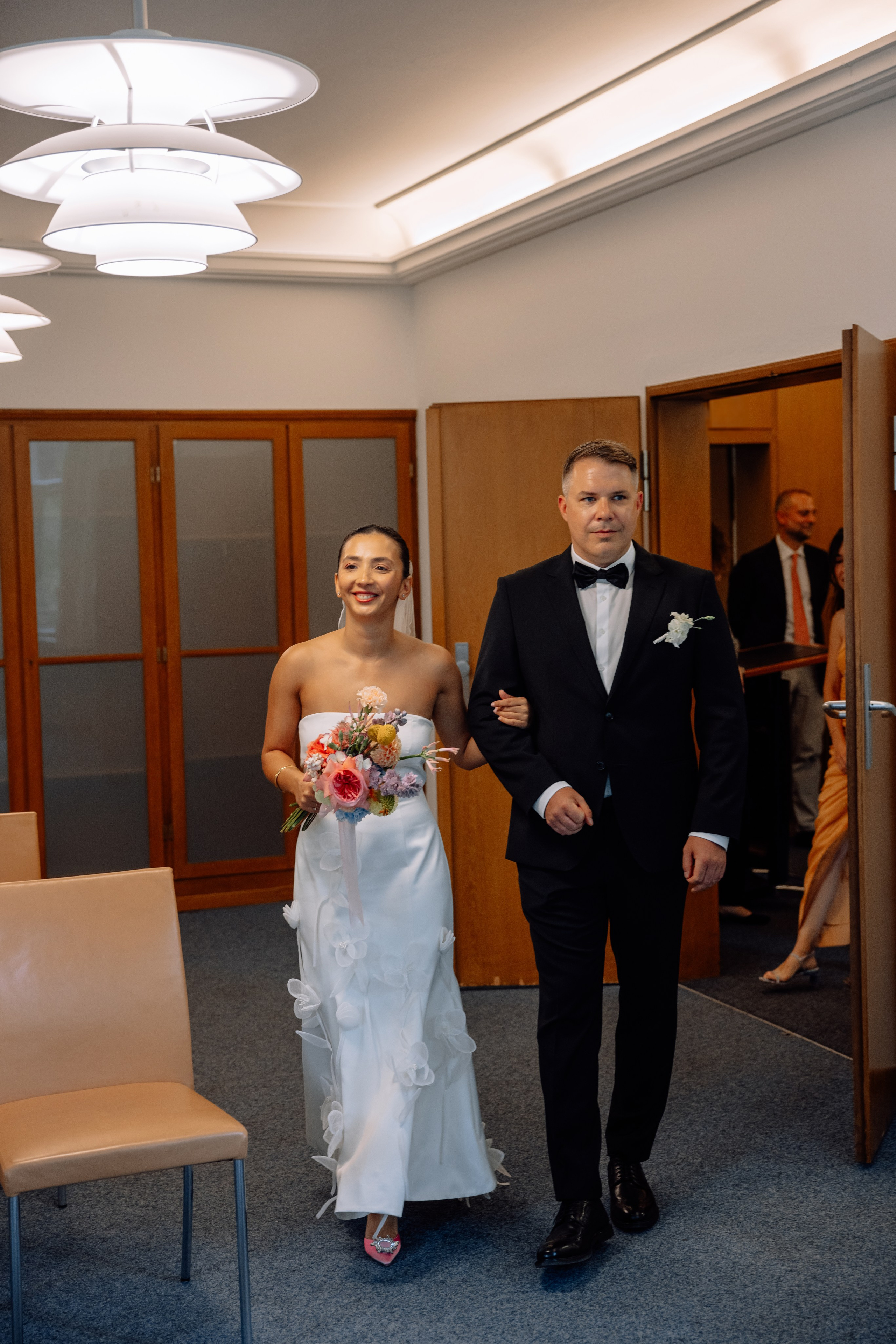 Hochzeit im Standesamt Mandlstraße München | Mauke Fotografie
