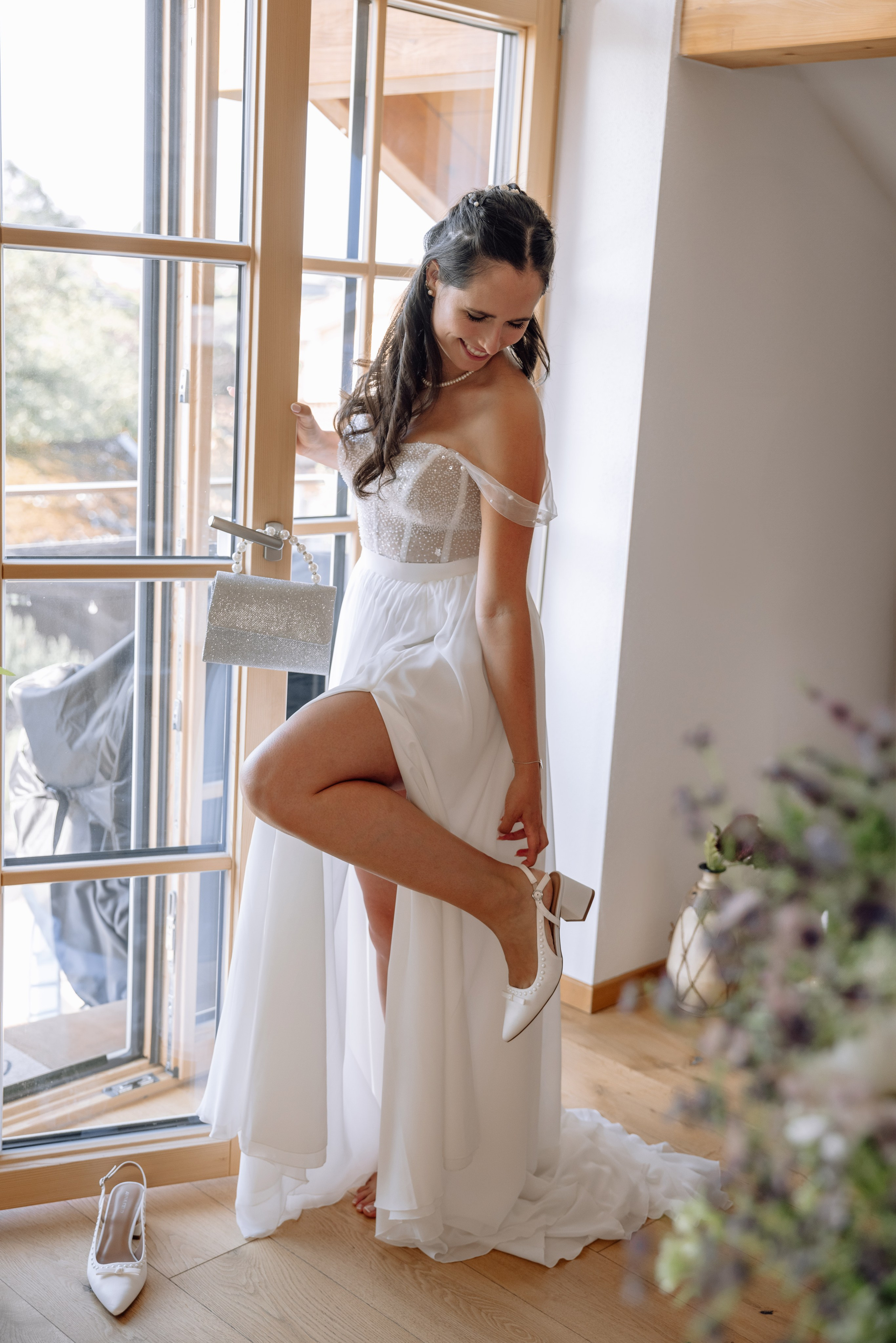 Hanna & Jonas – Getting Ready. Hochzeitsfotografin München & Bayern | Tanja Mauke Fotografie