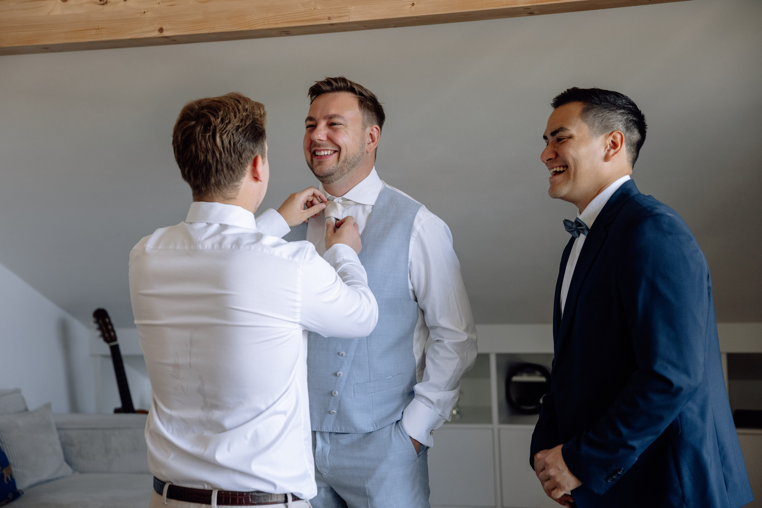 Hanna & Jonas – Getting Ready. Hochzeitsfotografin München & Bayern | Tanja Mauke Fotografie