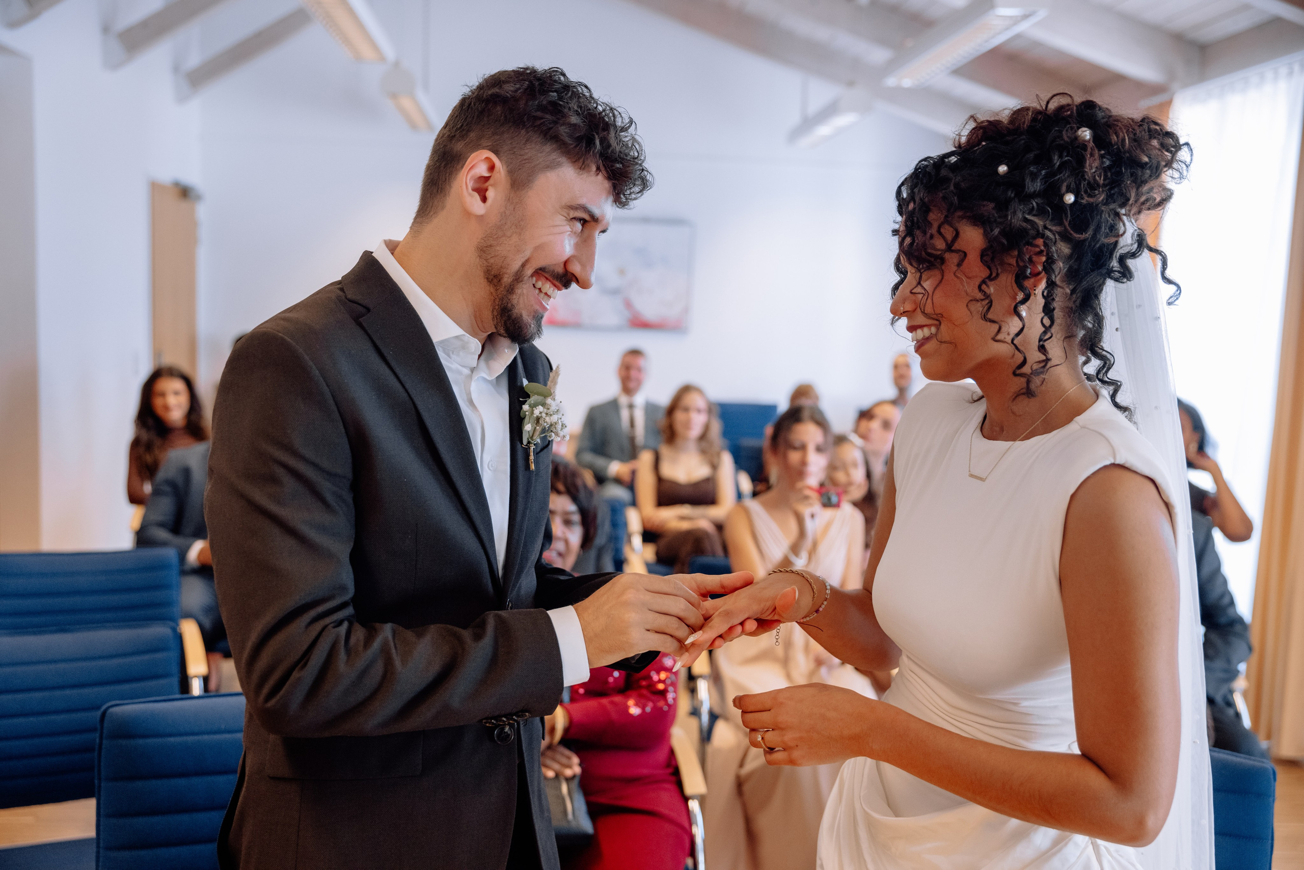 Hochzeit Laila & Consti in Aschheim | Mauke Fotografie