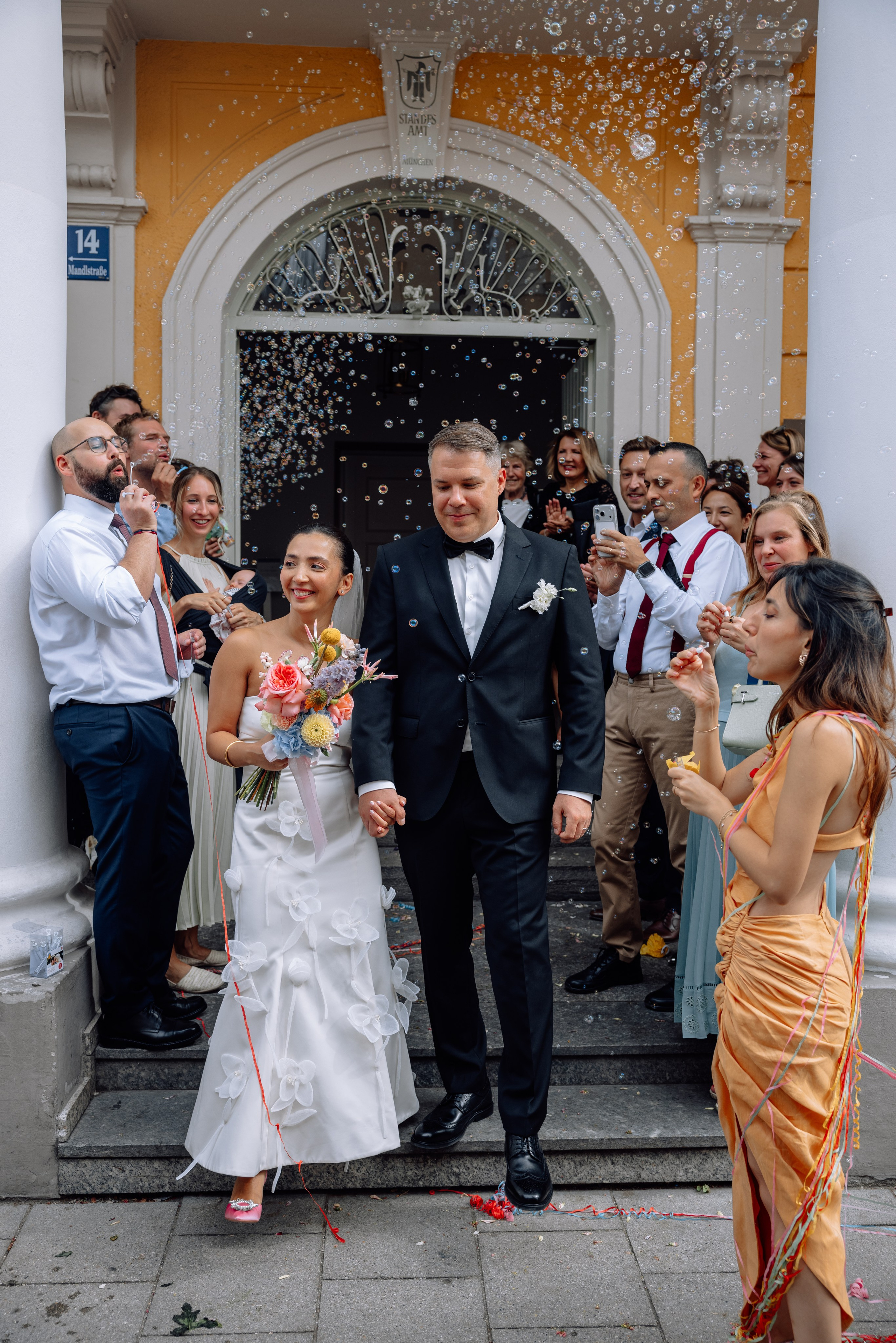 Hochzeit im Standesamt Mandlstraße München | Mauke Fotografie
