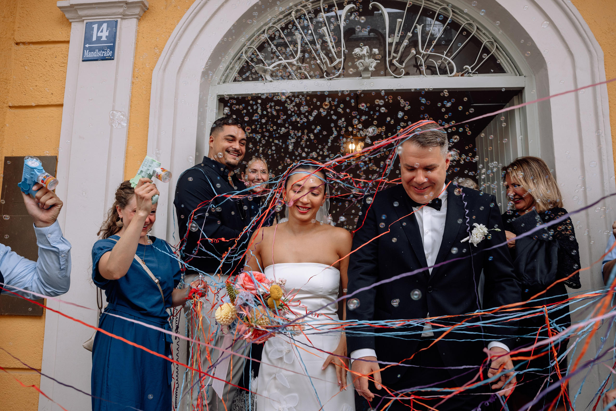 Hochzeit im Standesamt Mandlstraße München | Mauke Fotografie