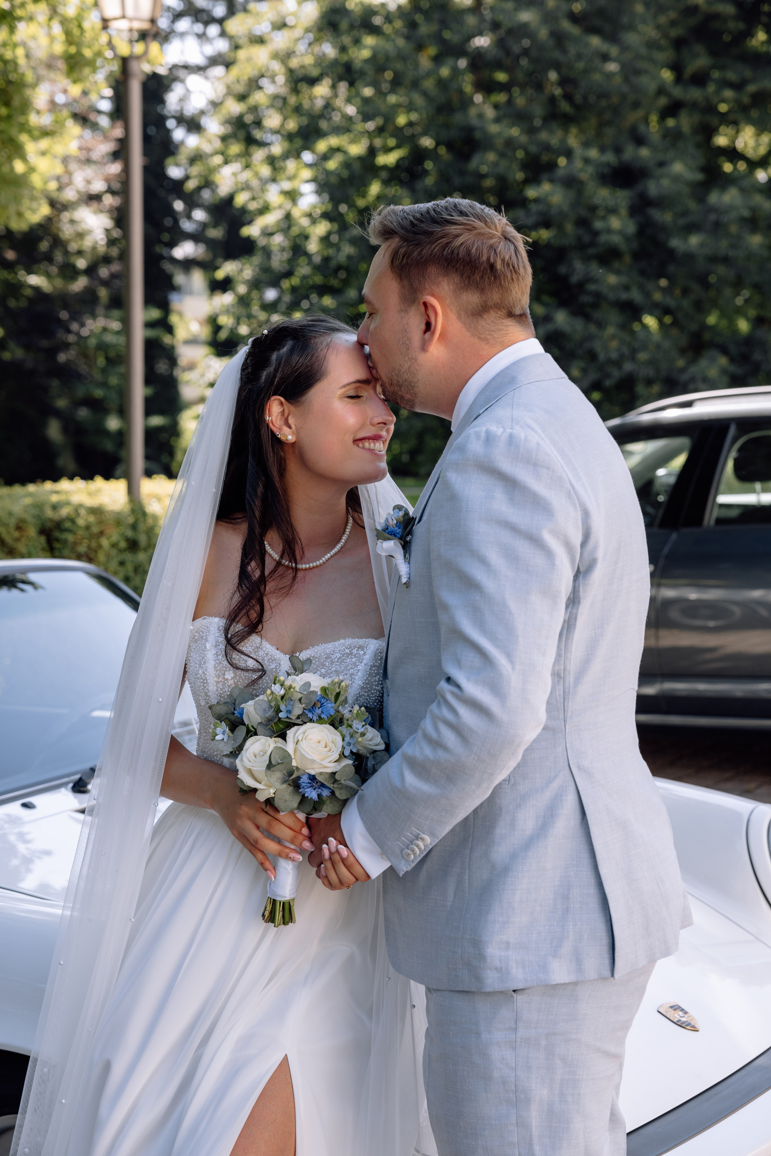 Hanna & Jonas – Getting Ready. Hochzeitsfotografin München & Bayern | Tanja Mauke Fotografie