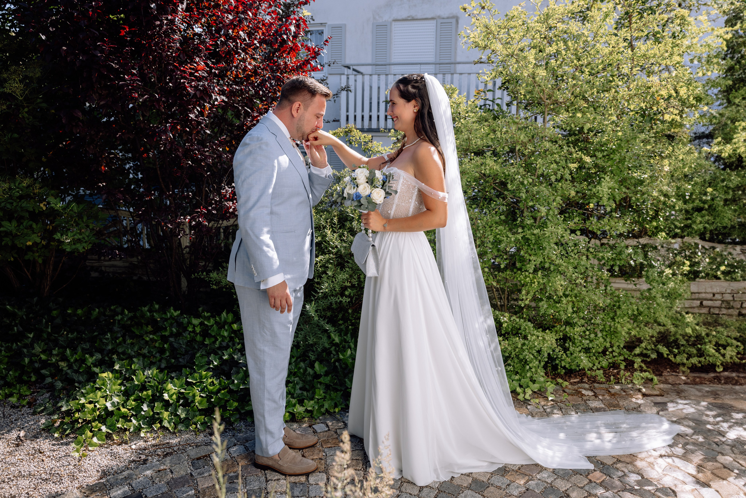 Hanna & Jonas – Getting Ready. Hochzeitsfotografin München & Bayern | Tanja Mauke Fotografie