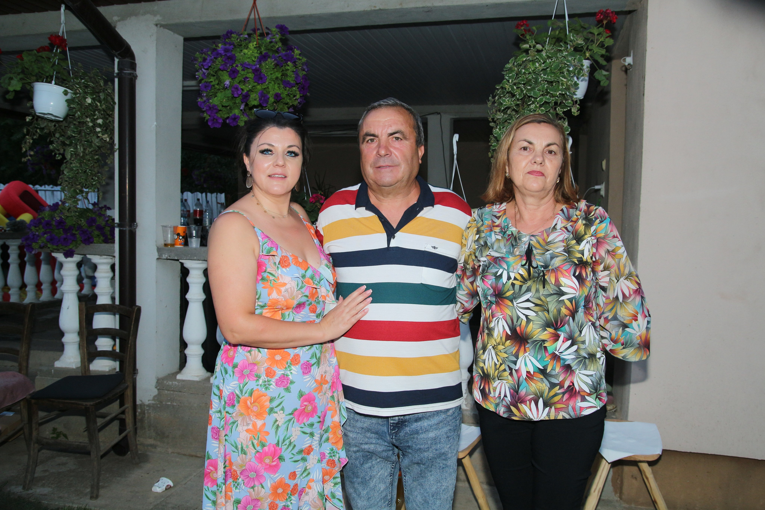 BYZO MEDIA. PETRU BYZO - family and children photographer in ROMANIA