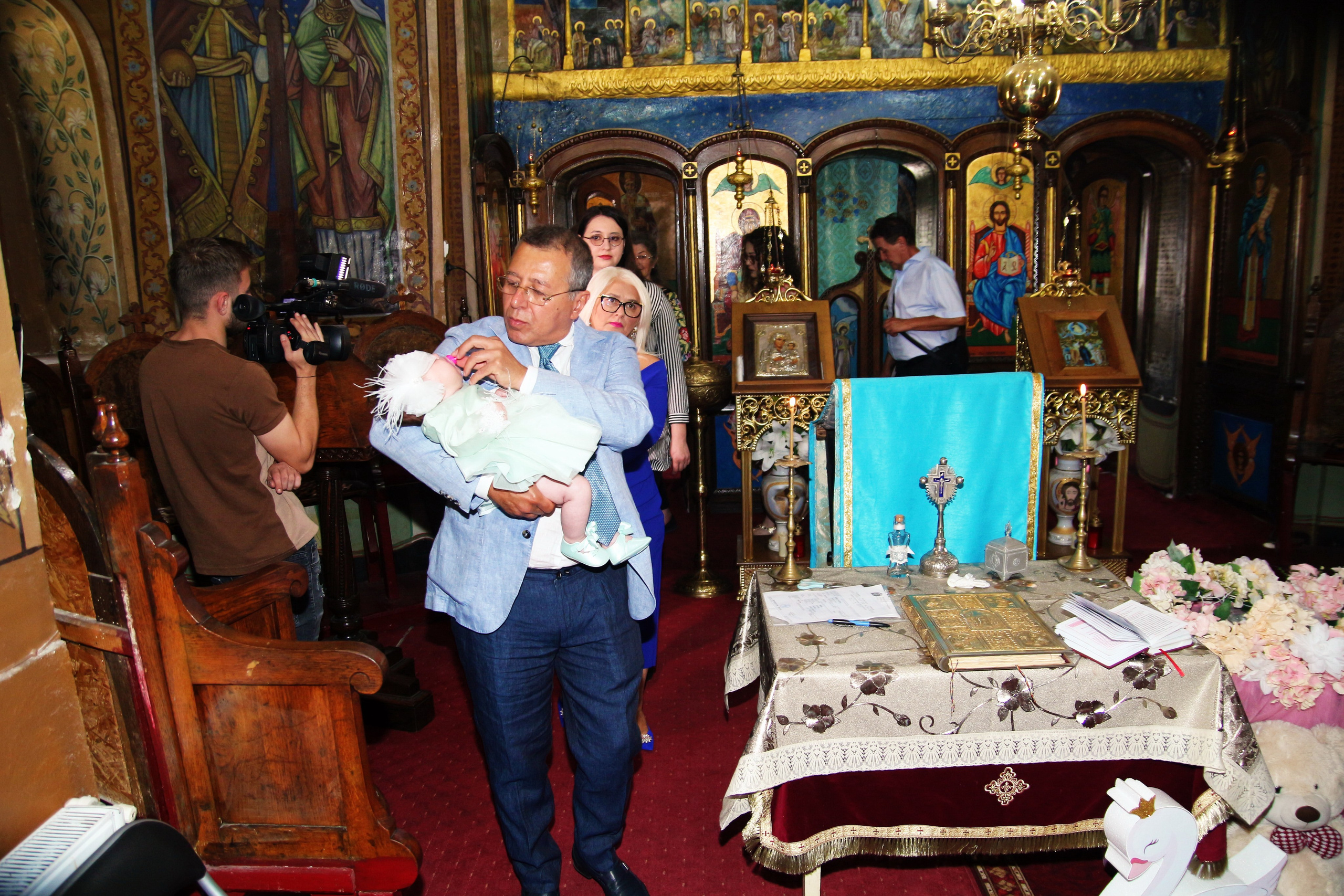 BYZO MEDIA. PETRU BYZO - family and children photographer in ROMANIA