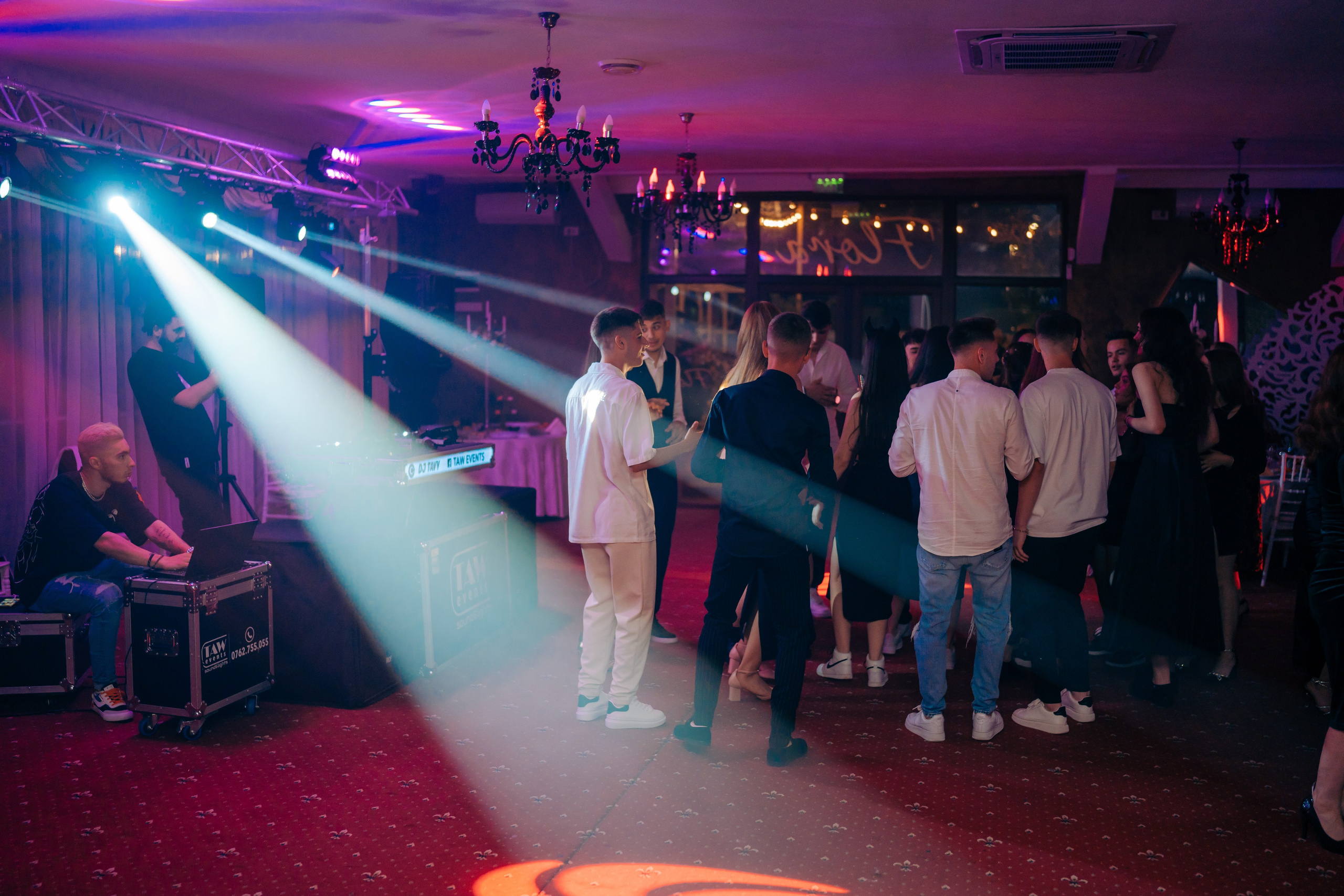 Cosmina. CC Photography \ Fotograf Profesionist \ Evenimente