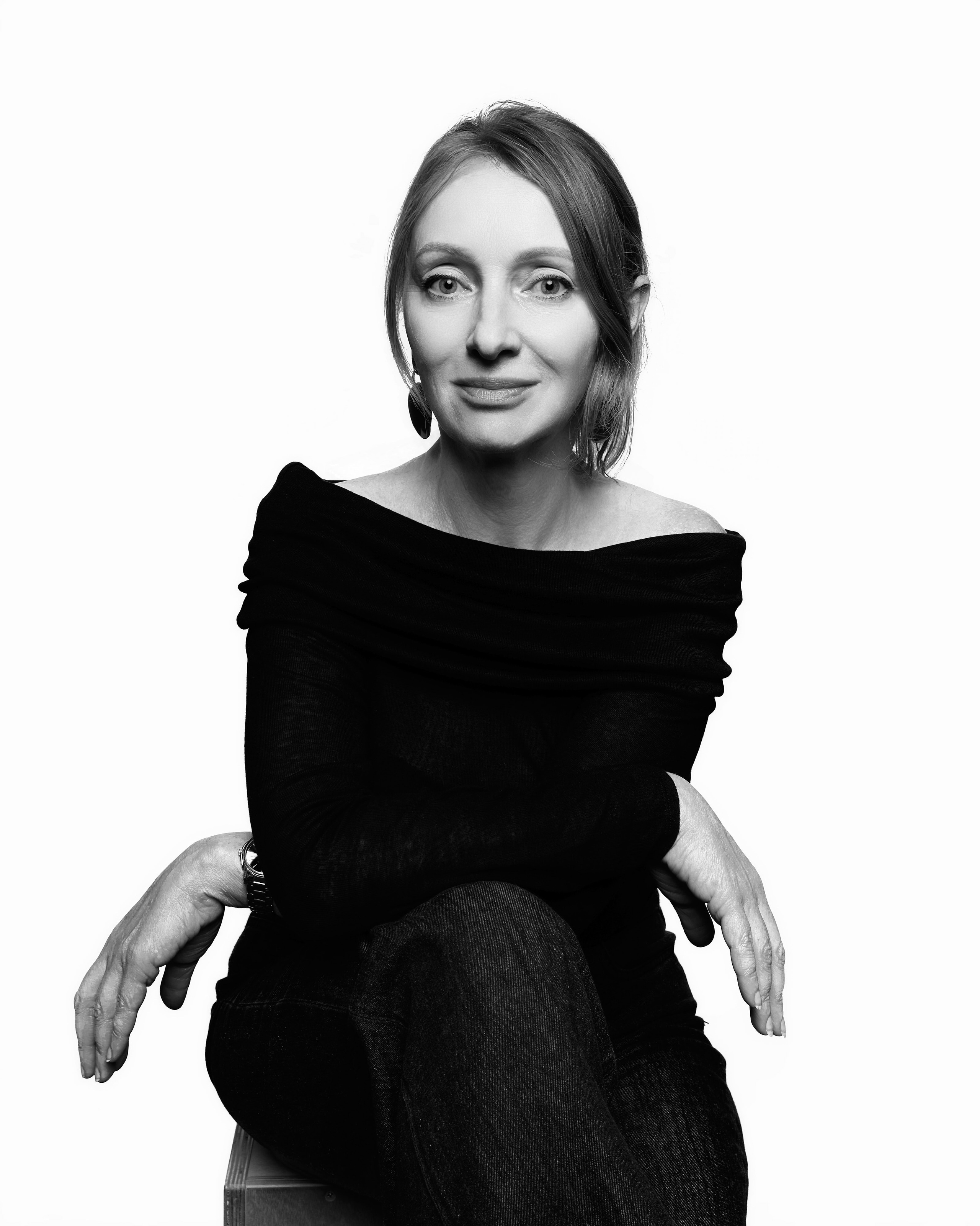 Portraits. Ekaterina Mitsen. Portrait photographer based is Spain