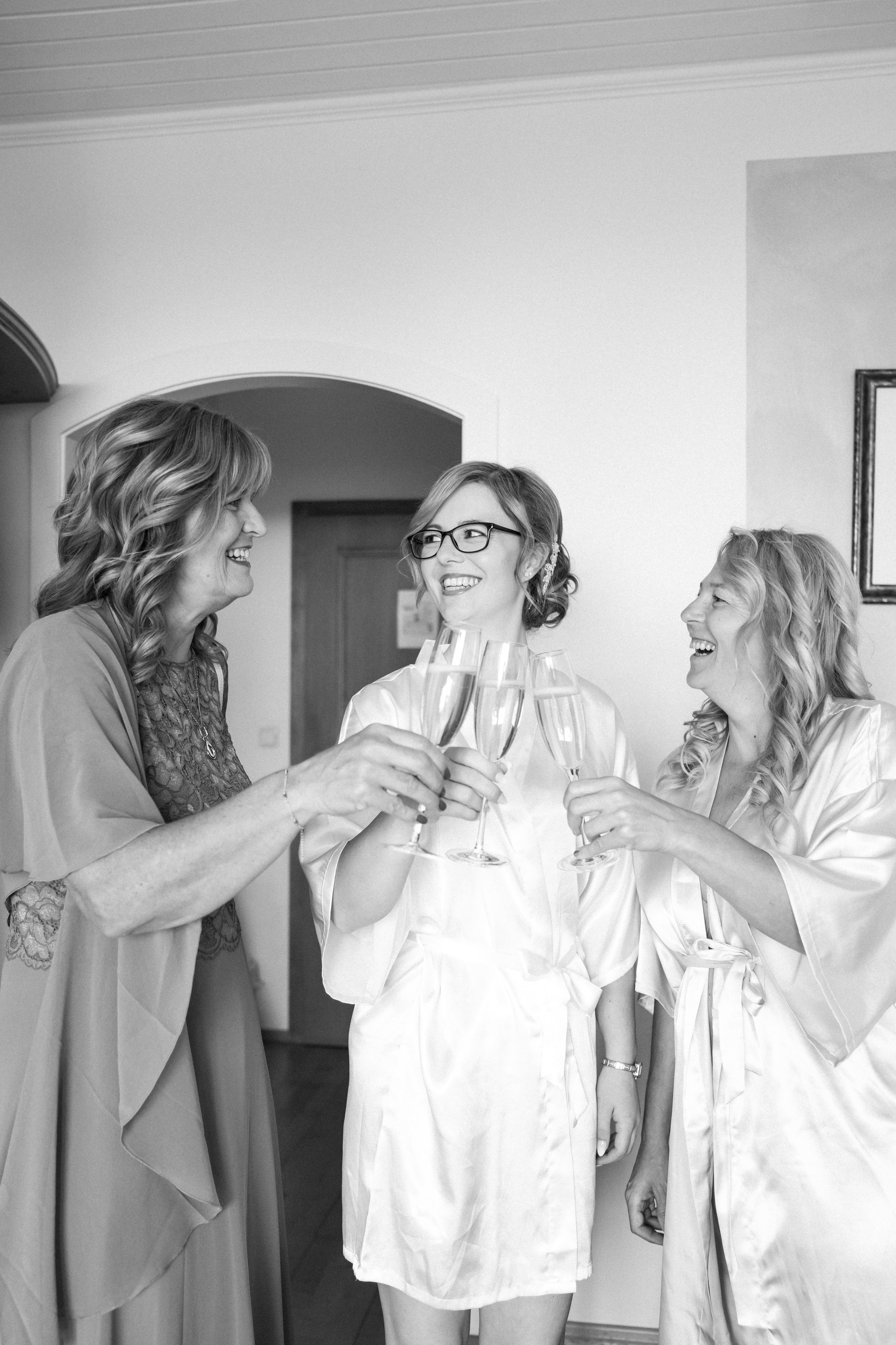 Christina und Fabio. Hallo, ich bin Nadya - Fotografin aus Linz, Oberösterreich