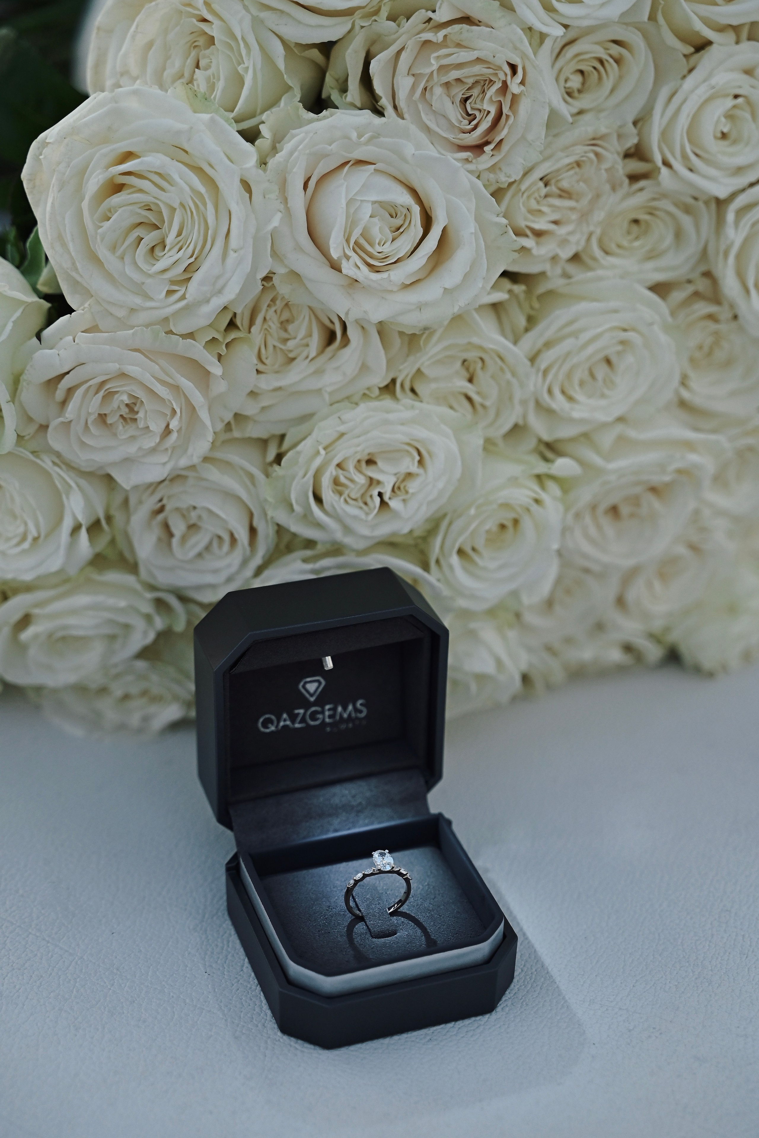 LOVE STORY. Photographer and Reels Videomaker in Dubai Rita Dobro