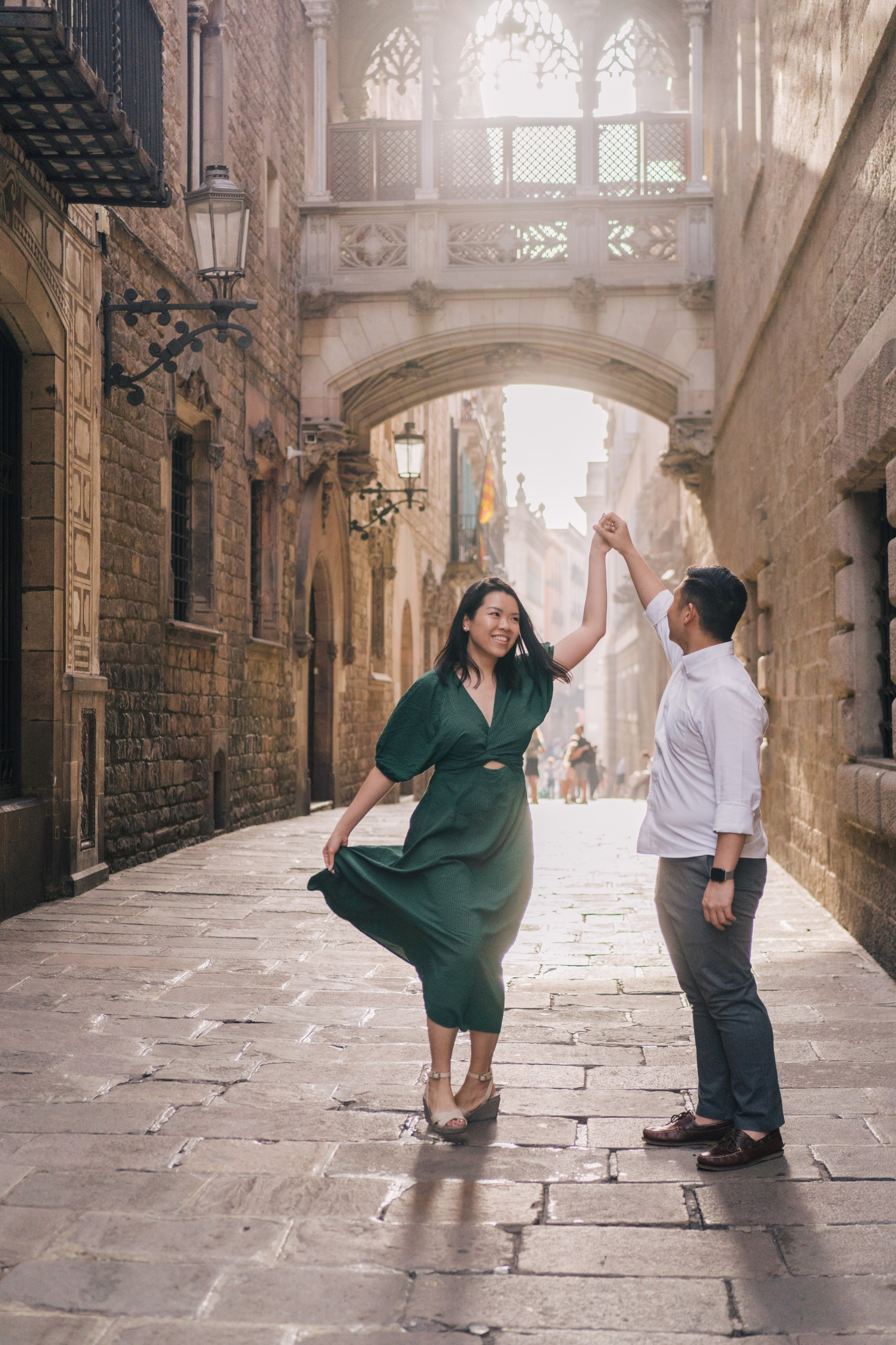 LoveStory in Gothic Quarter. Photographer Kristina Dorina