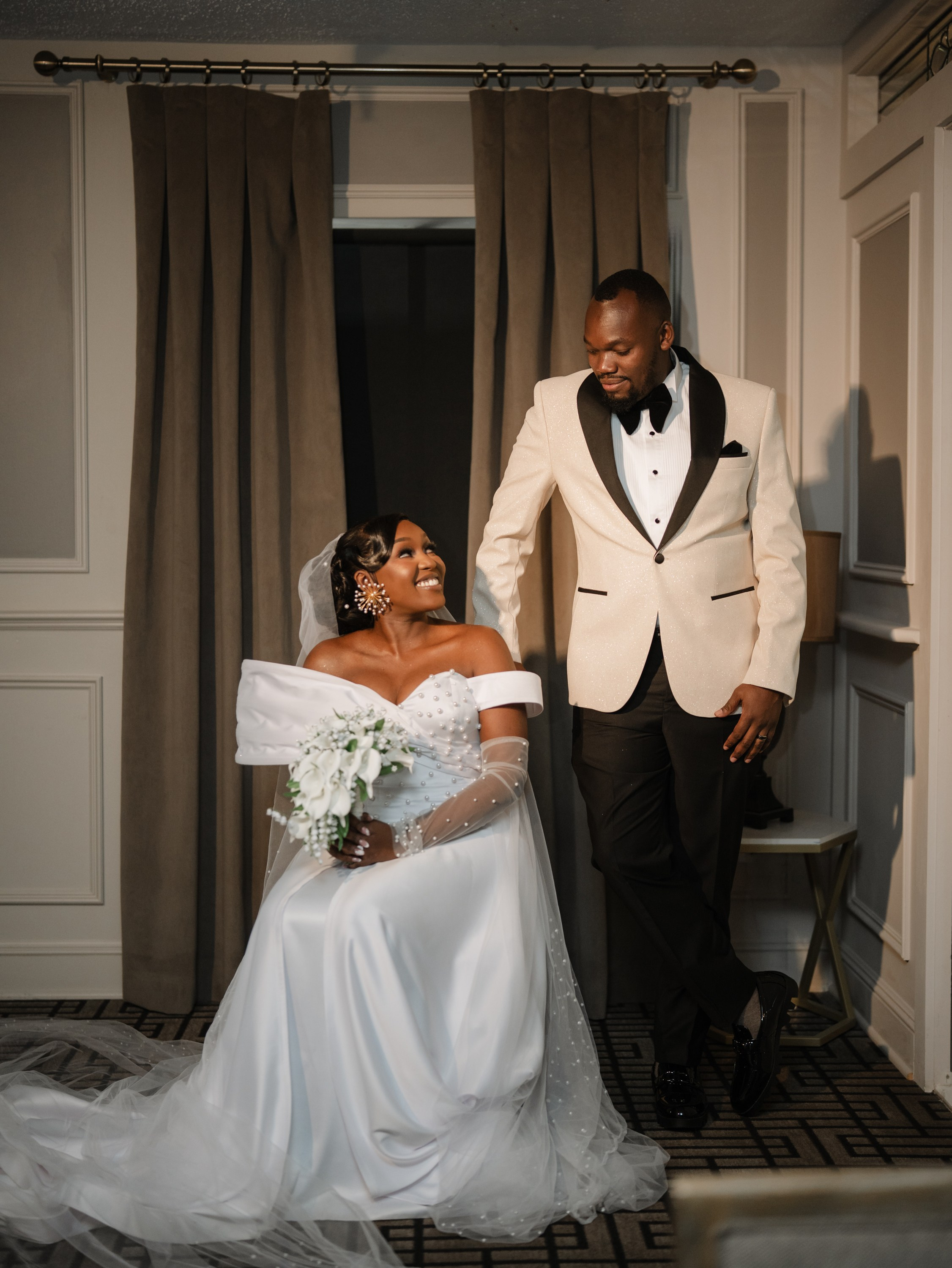 Angela & Jacktone’s wedding — New Paltz, NY. Portrait and wedding photographer in New York