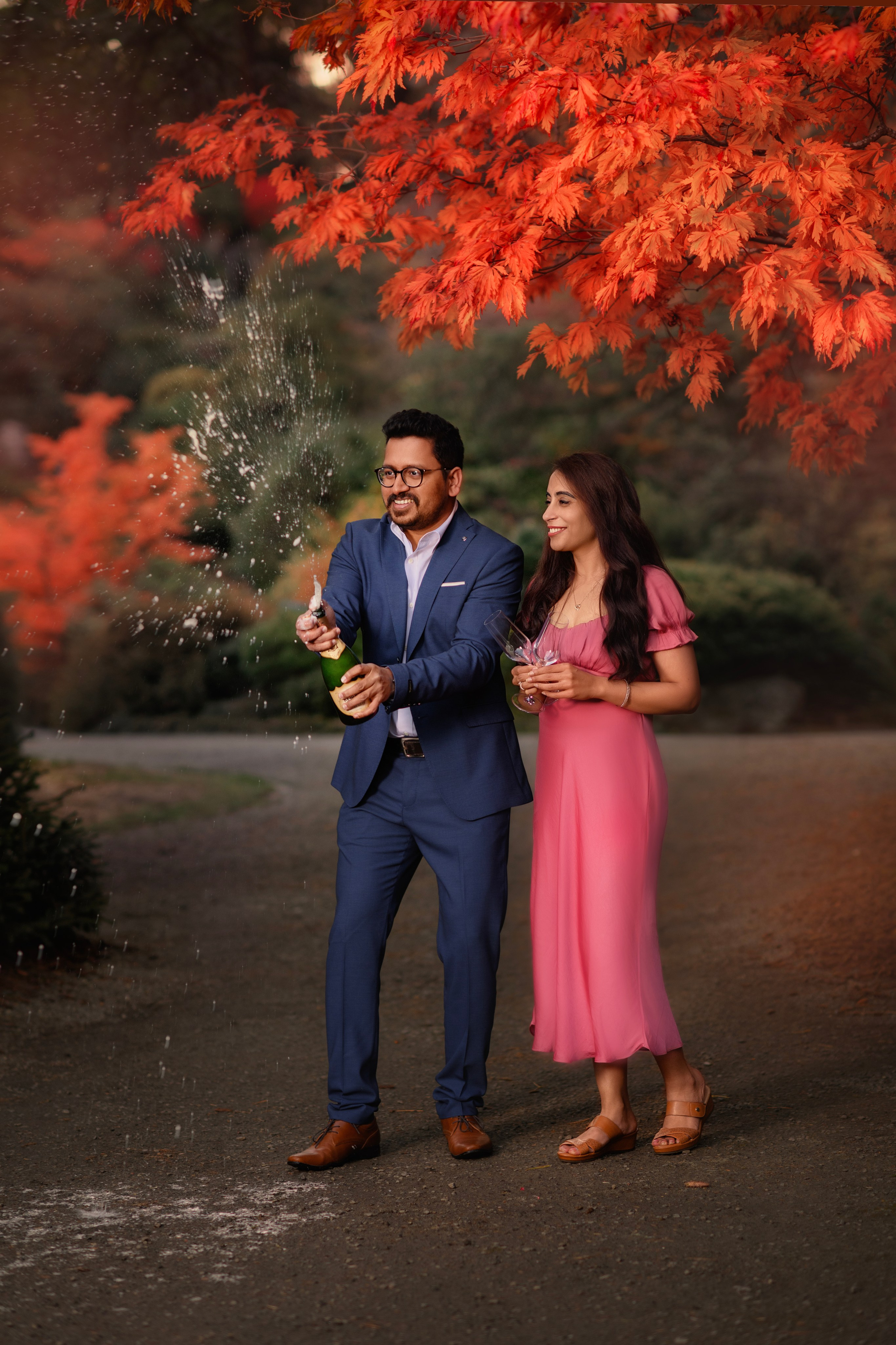 Maalvika with her fiance. Wedding & family photography in Seattle area. Helen Michelle photographer