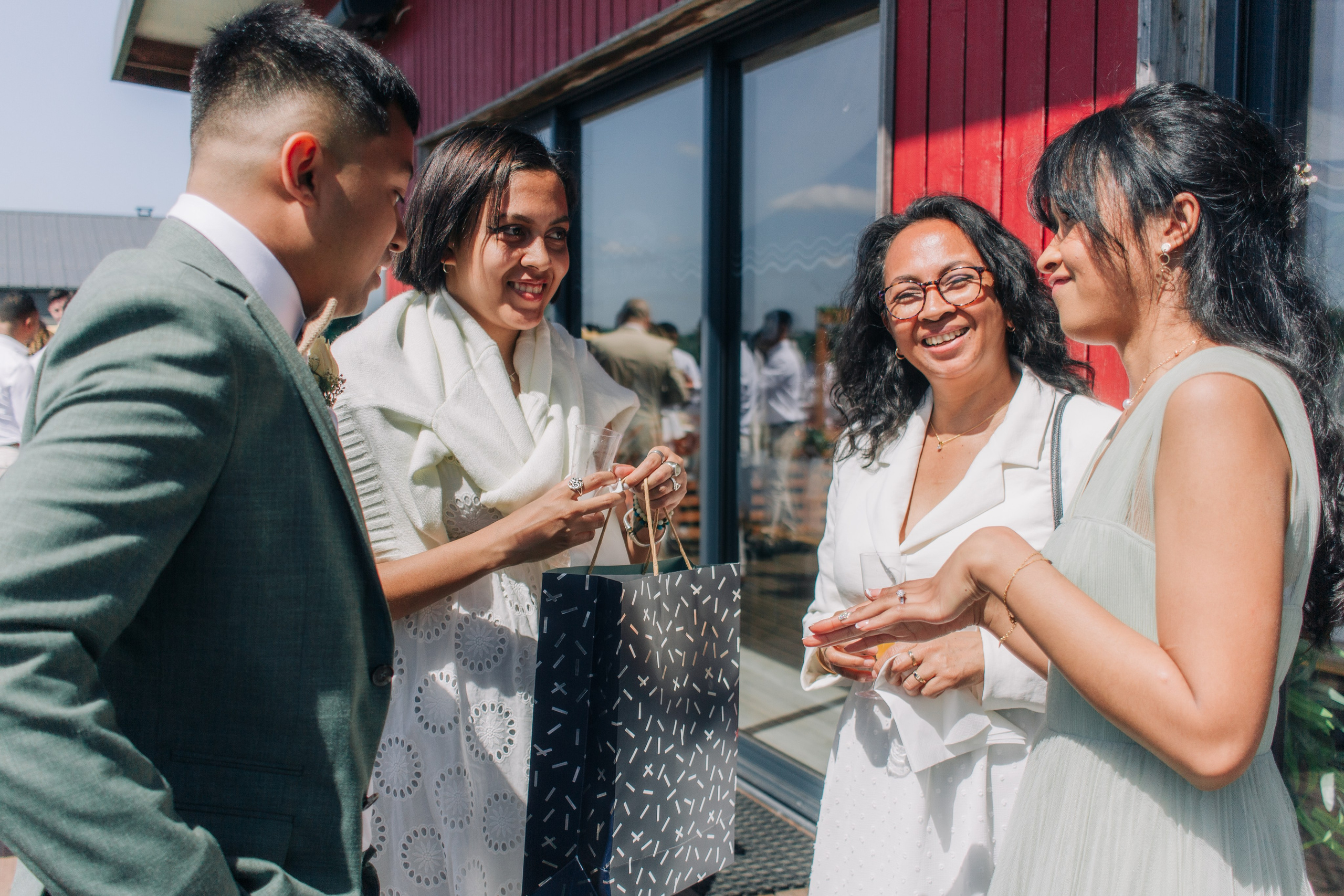 Ny & Hasina | L’histoire d’amour. Studio photo « Partage ton bonheur » – Photographe famille près de Châtellerault, Poitiers et Tours