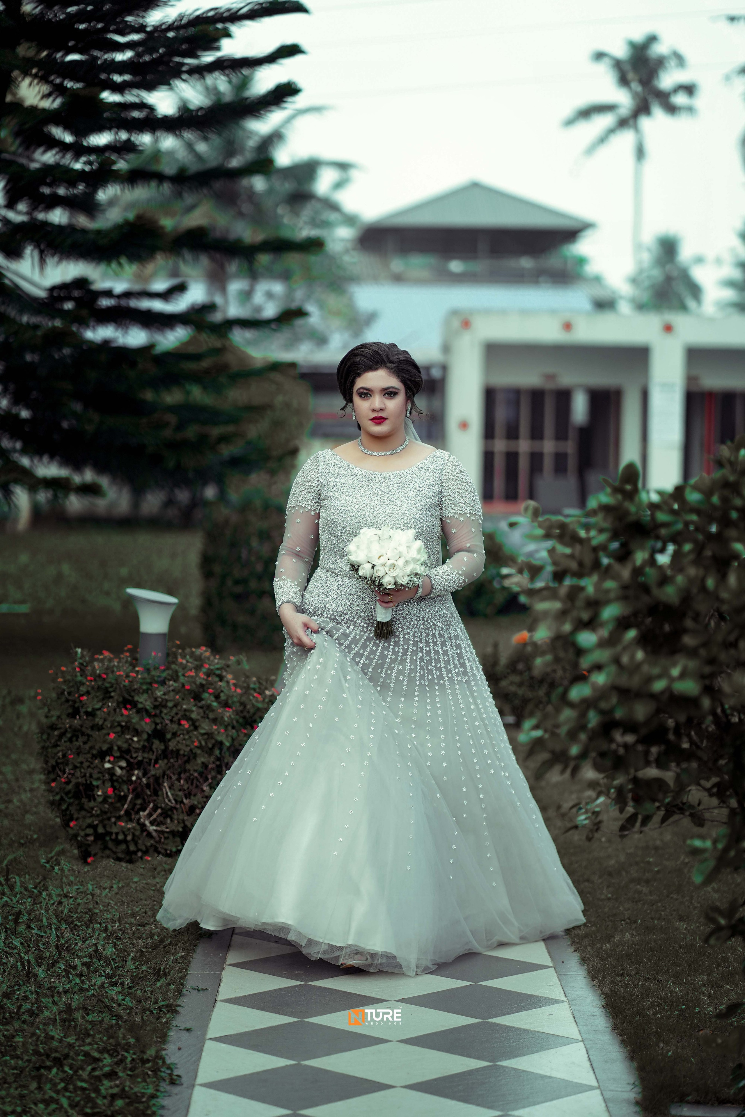 PHOTOS. NTURE WEDDING