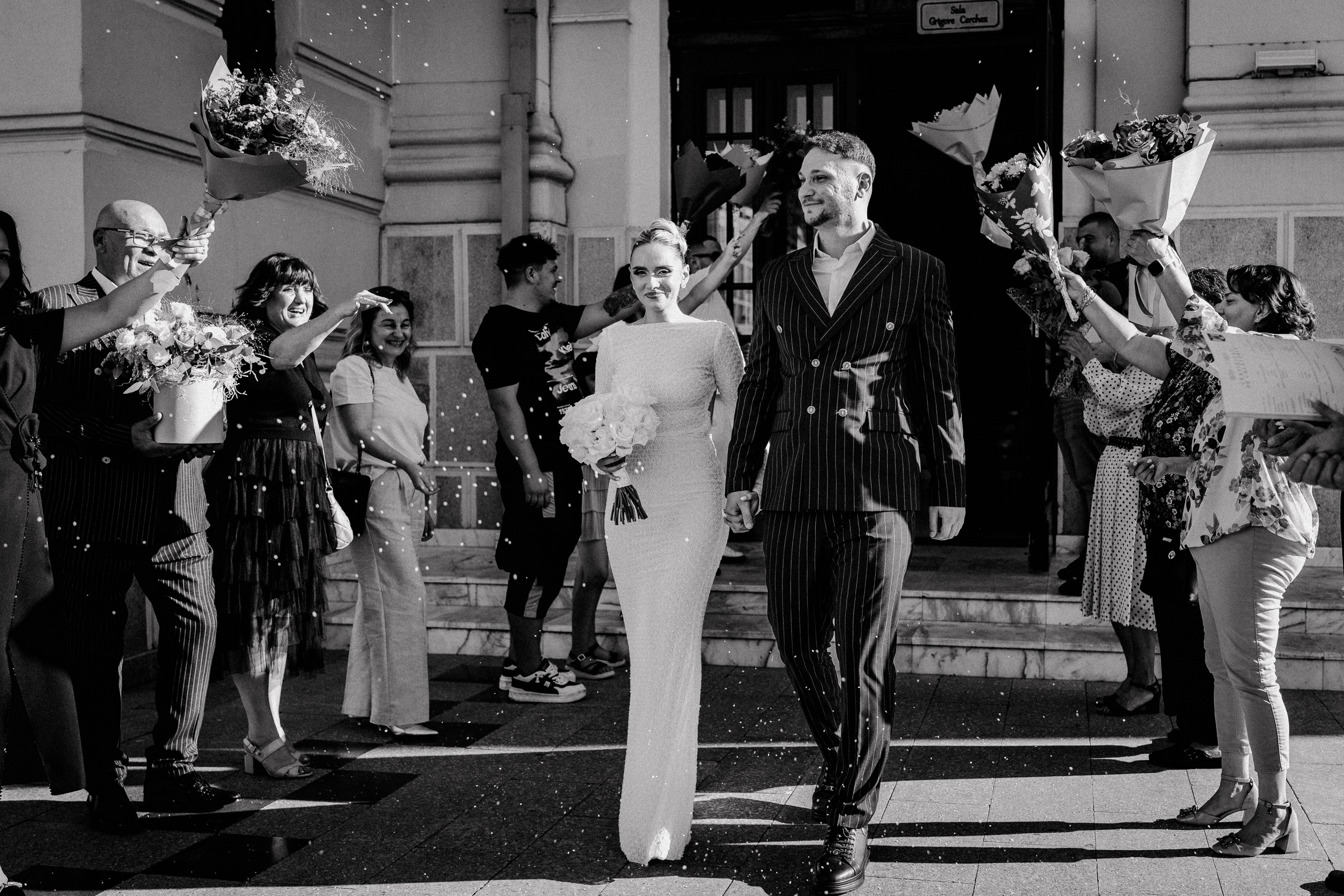 Cununia civilă a lui Tudor și Mădălina – eleganță, emoție și lumină. Event, portrait, and lifestyle photographer