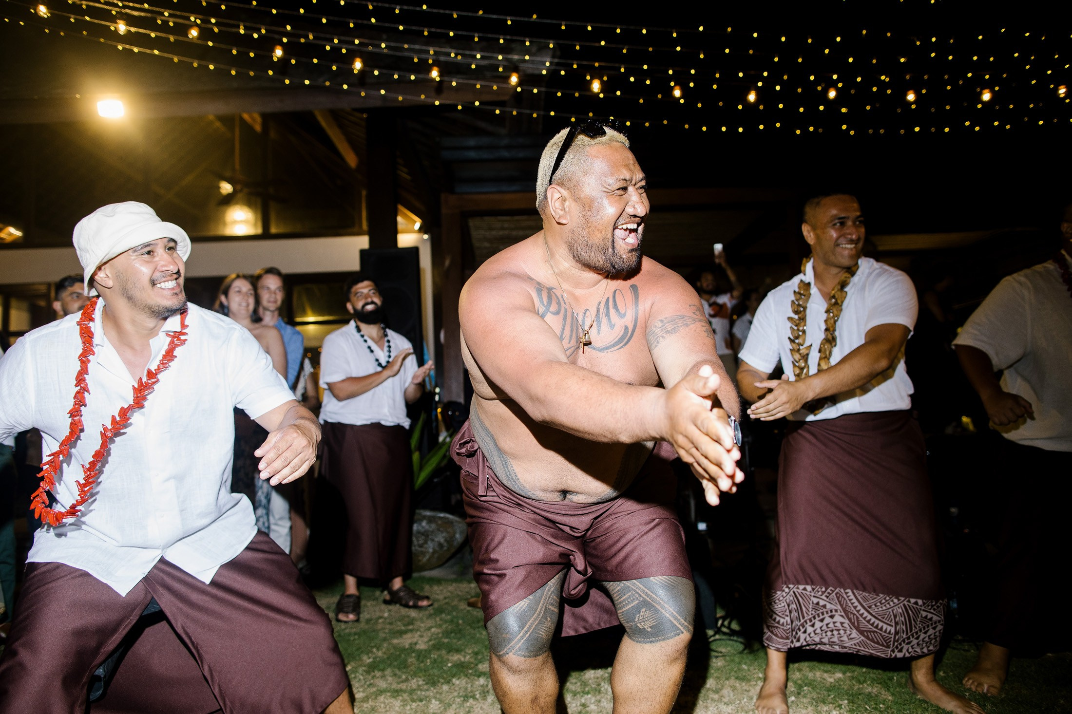 Big funny wedding with guests in paradise Bali island. Get.it.feel — Aesthetic Photography and Videography