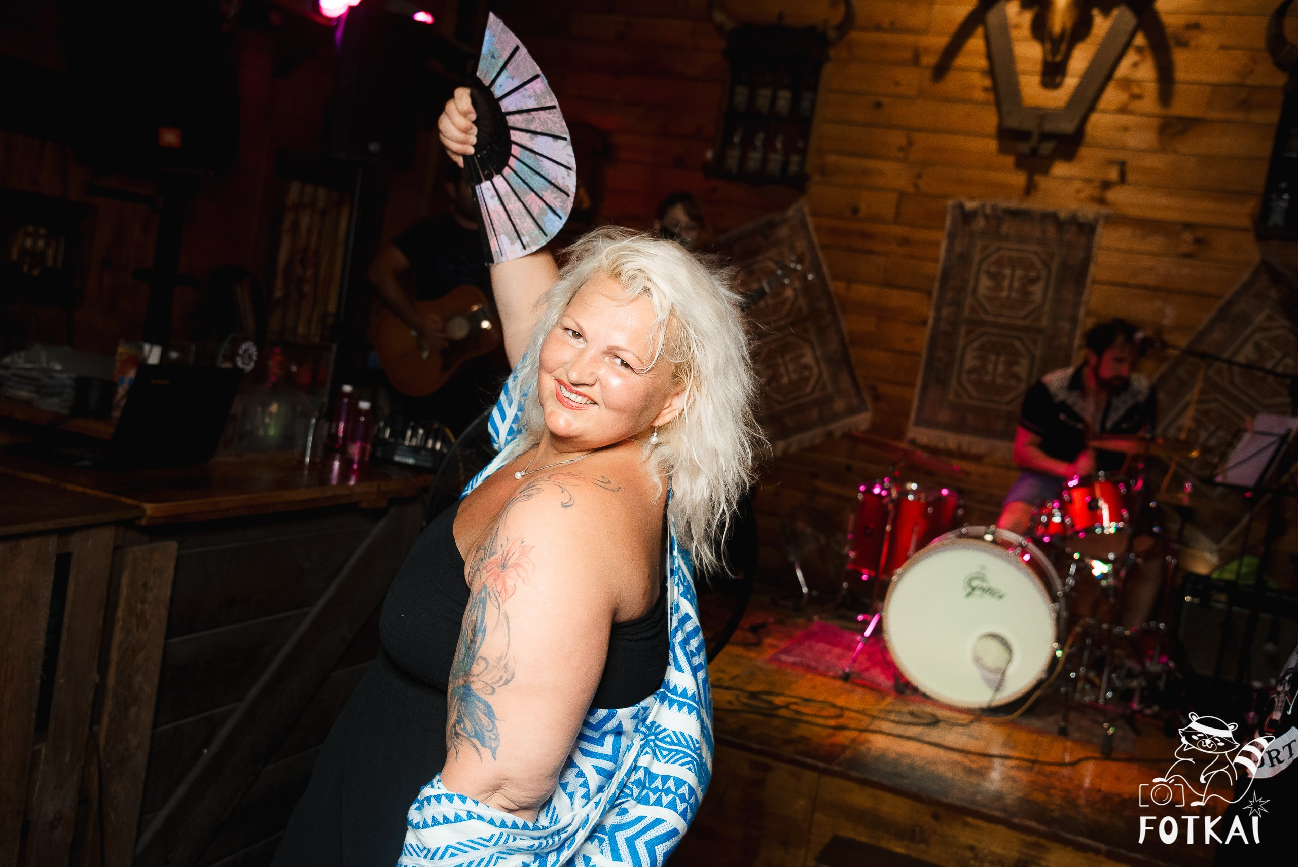 Reportaje fotográfico de FOTKAI | Get Back en El Paso Bar | Torrevieja, España, 12 de julio de 2025