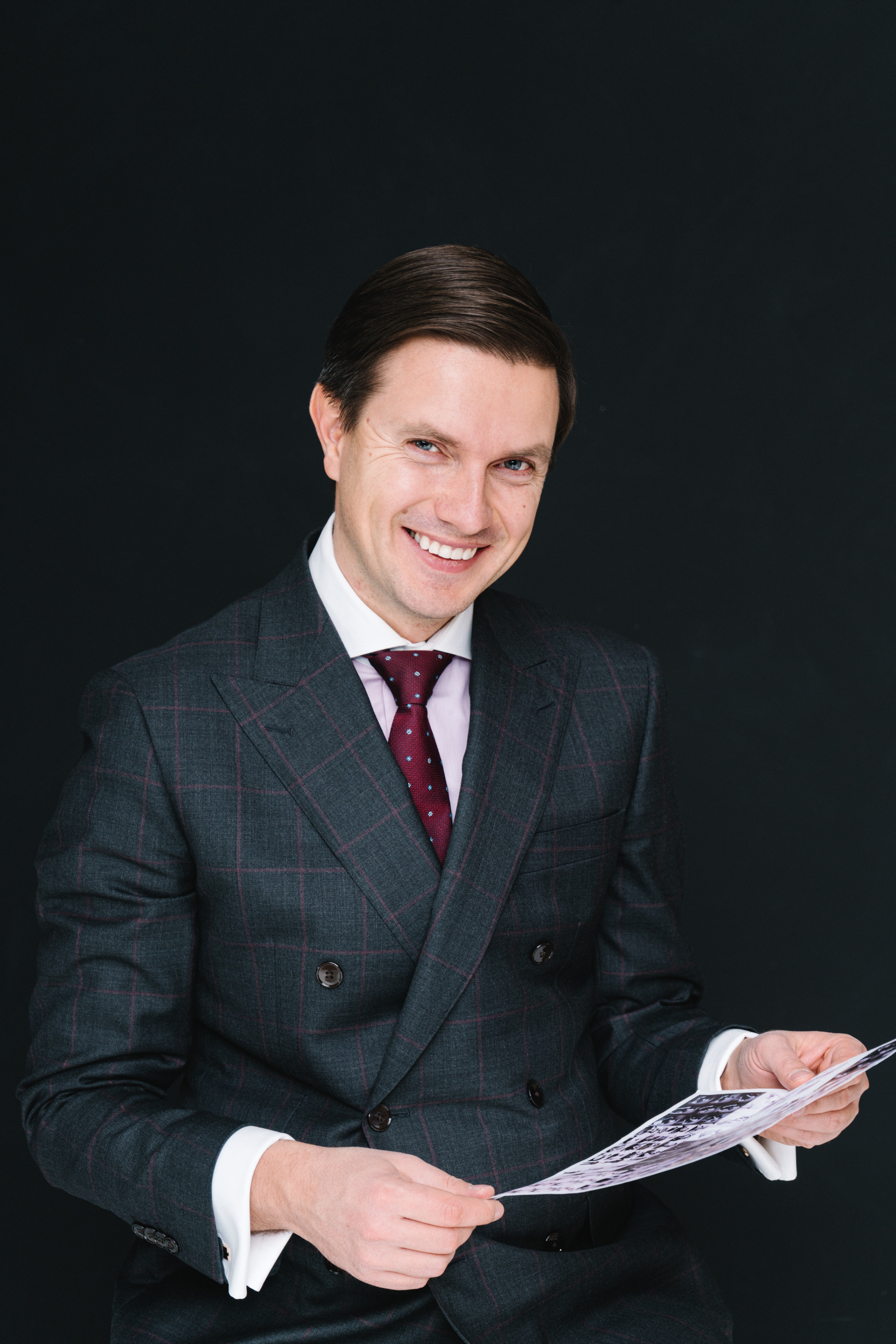 Portrait male studio | Anastasiia Nelen photographer