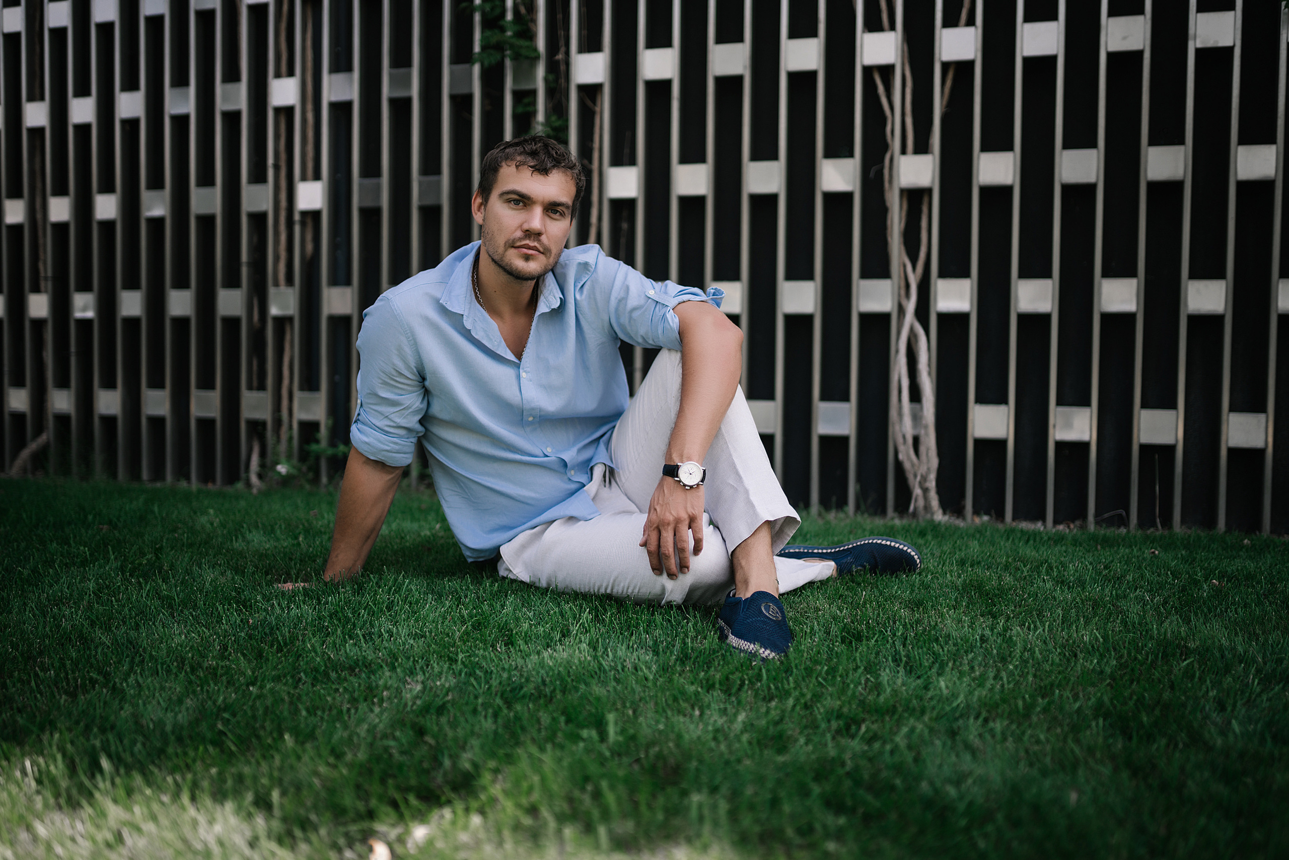 Portrait male outdoor | Anastasiia Nelen photographer