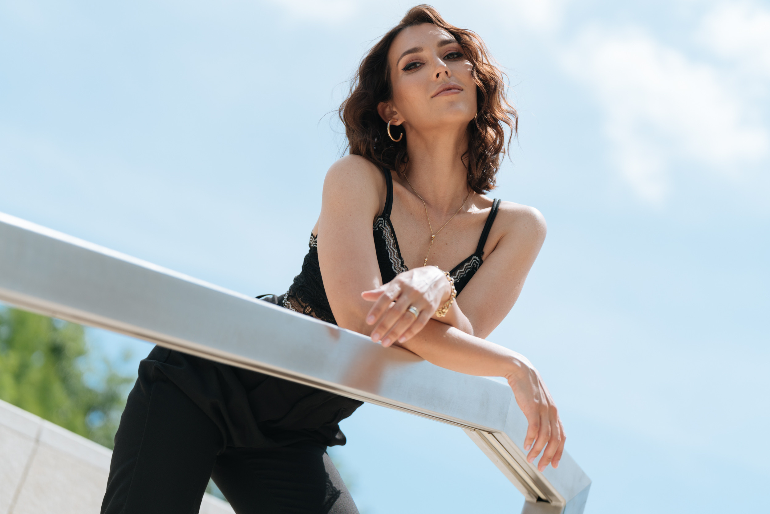 Portrait female outdoor | Anastasiia Nelen photographer