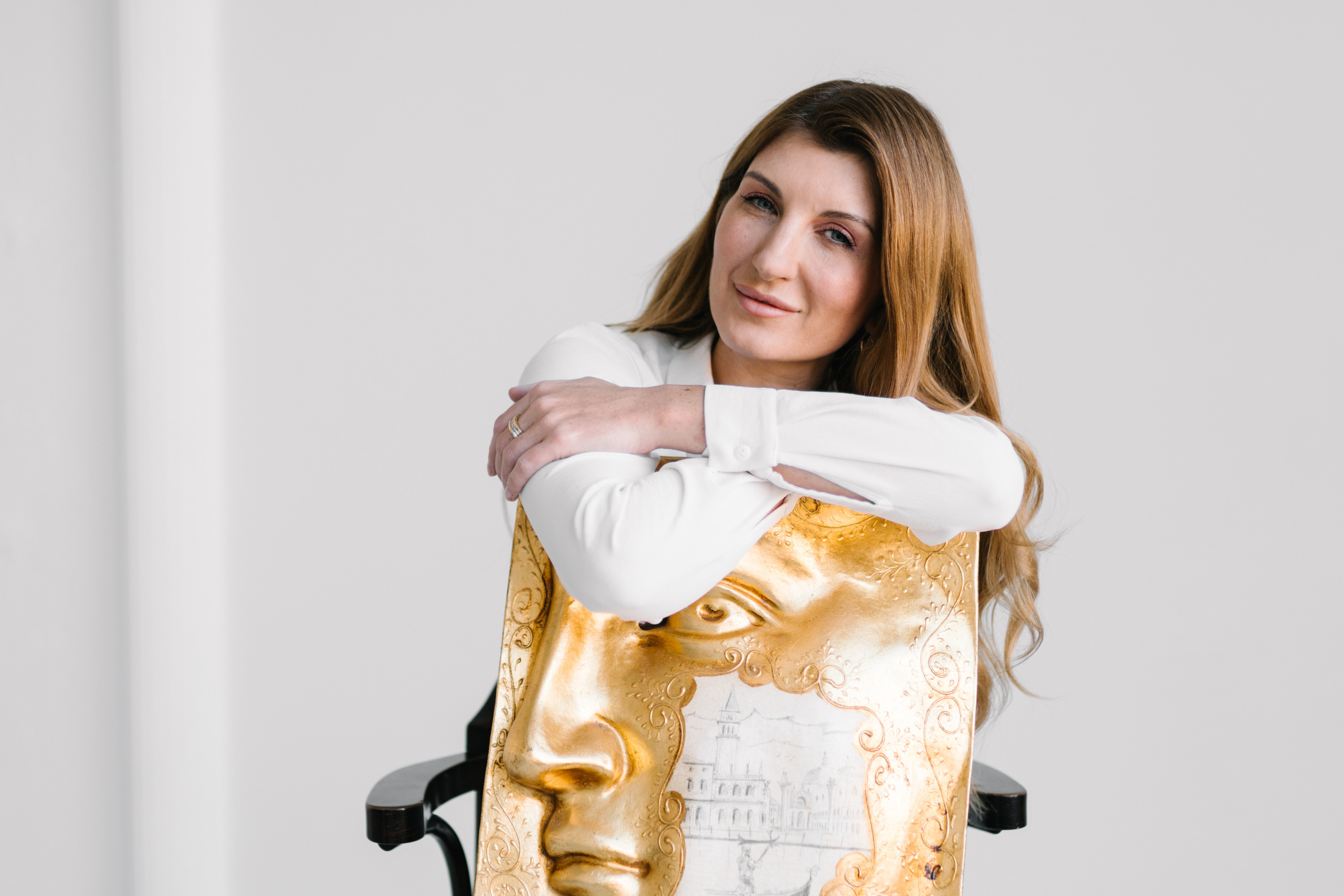 Portrait female studio | Anastasiia Nelen photographer