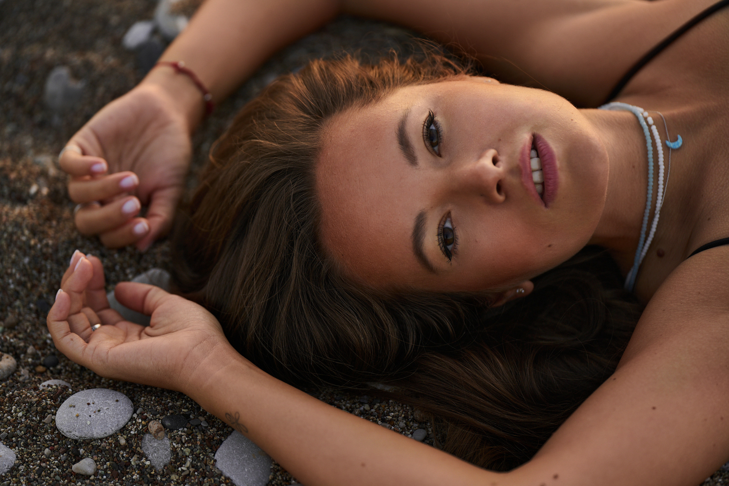 Portrait female outdoor | Anastasiia Nelen photographer