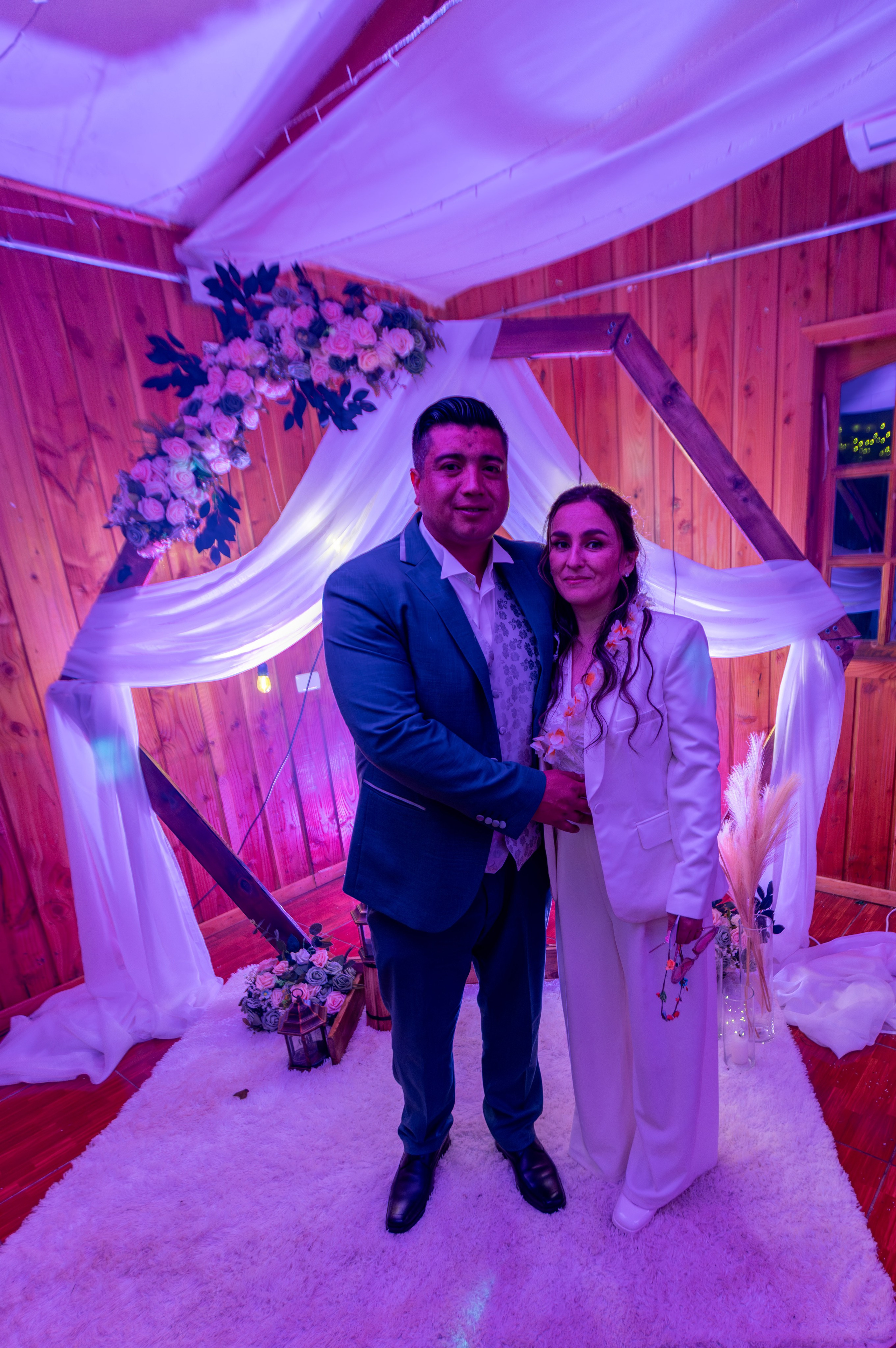 Elizabeth & Luis. Dinka & Emilio - El arte de preservar lo que no se repite