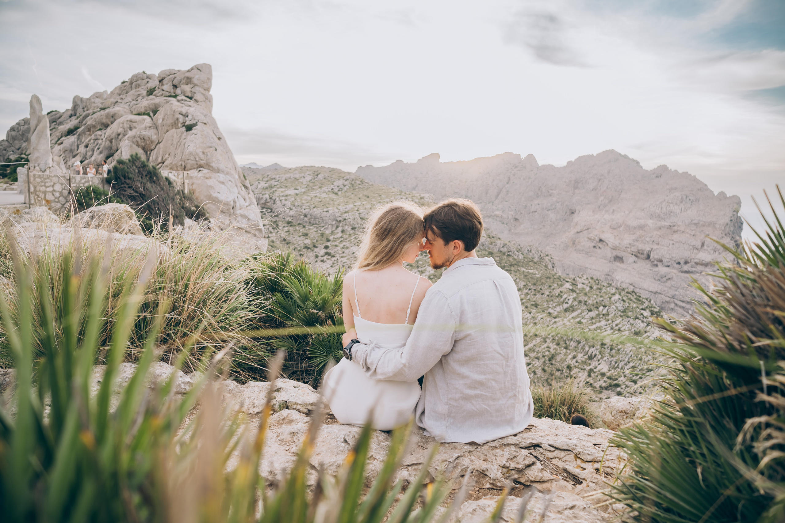 On top of the mountains and by the sea. Фотограф у Пальма де Майорка
