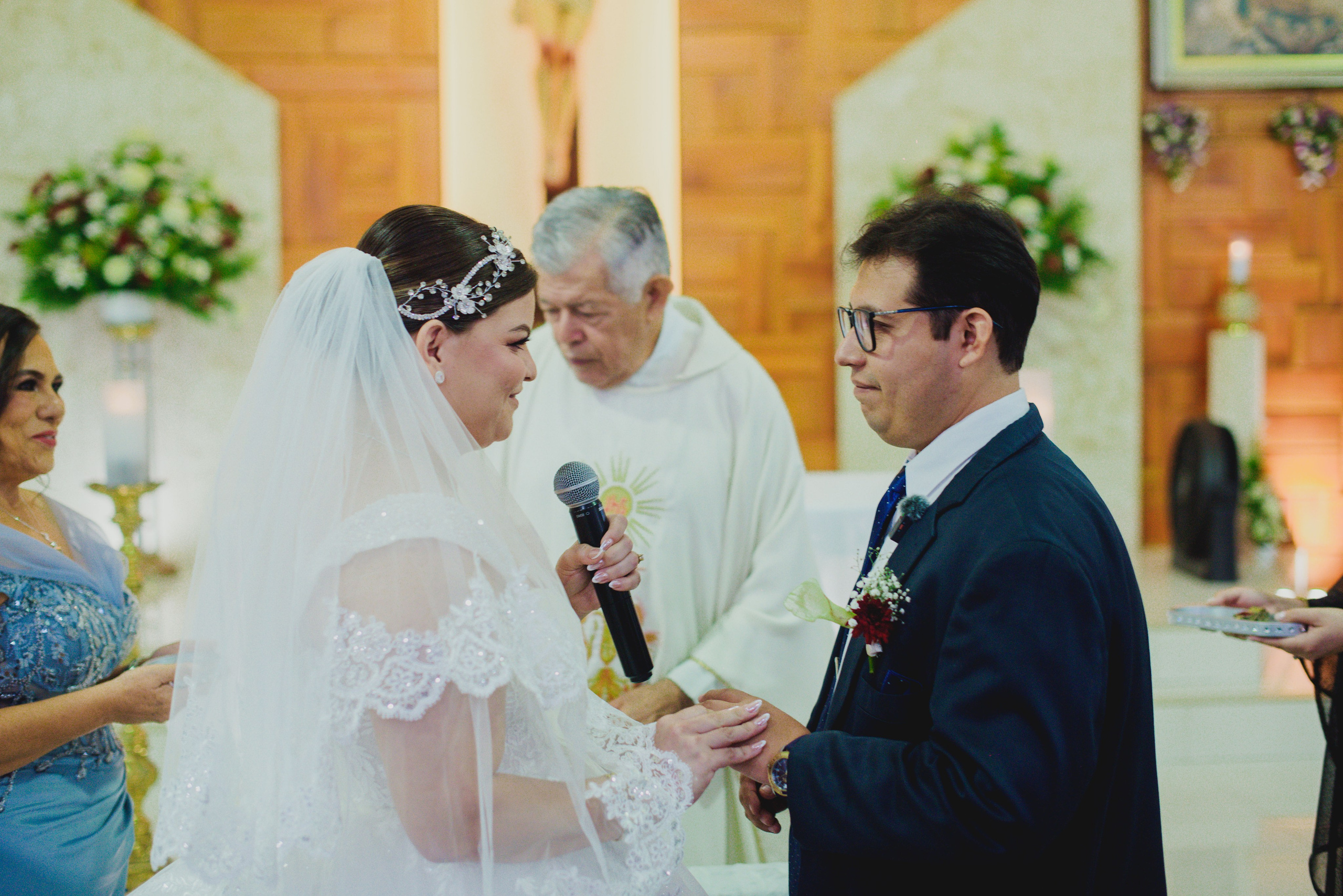 Servicio de boda religiosa. Fotógrafo "dD" Didier Dzul