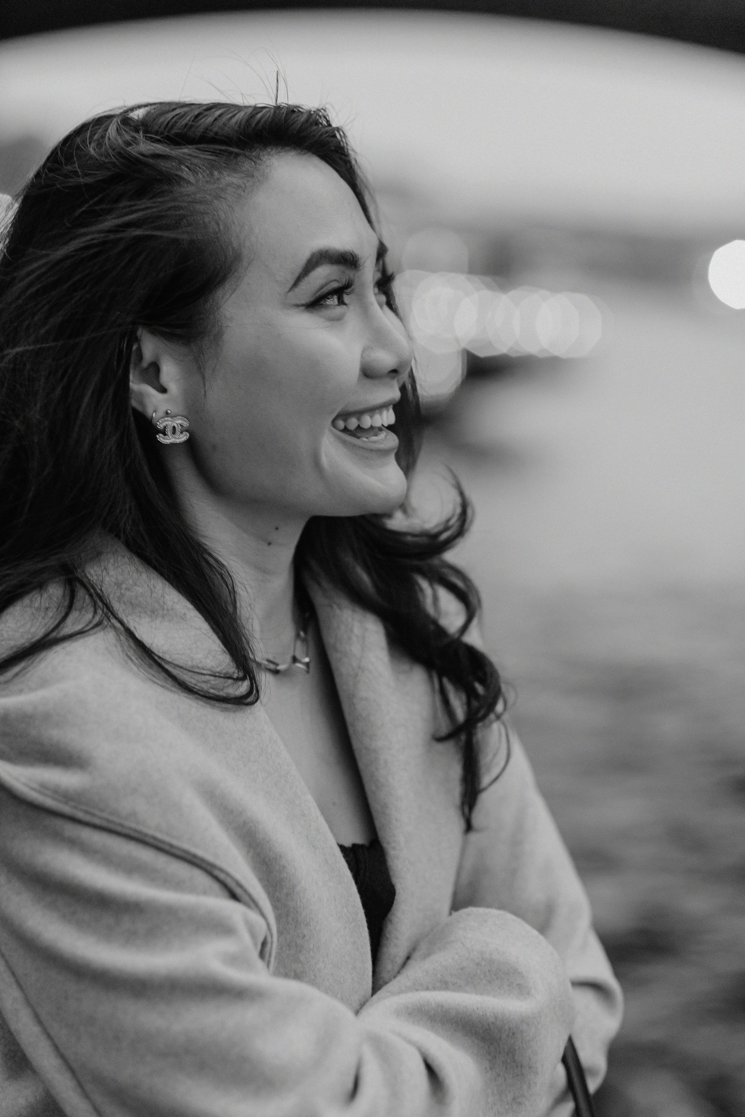 Вне времени. Черно-белое кино у Эйфелевой башни. Ksenia Marchand/ Lifestyle фотограф в Париже