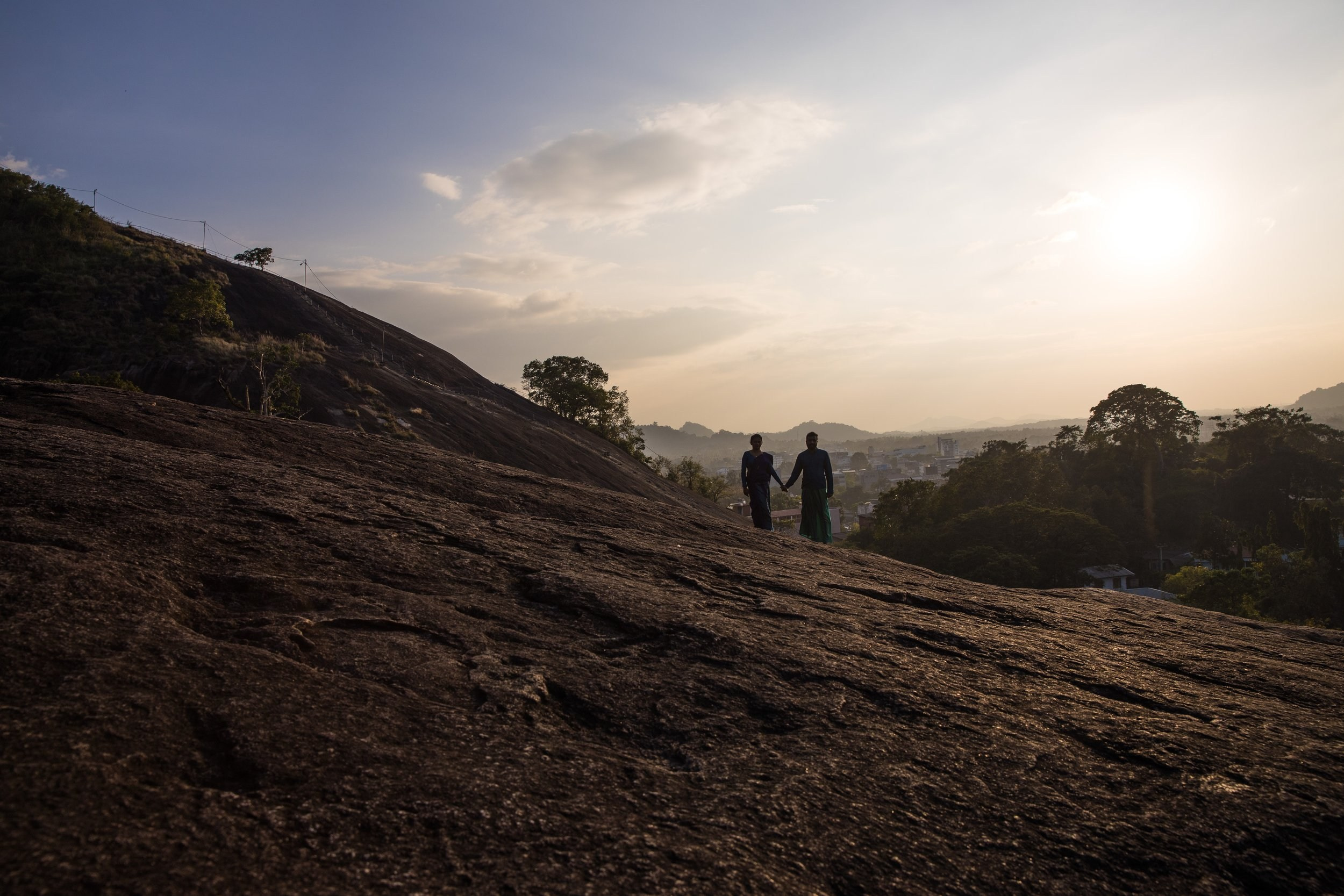 A romantic post wedding couple shoot at Kurunegala