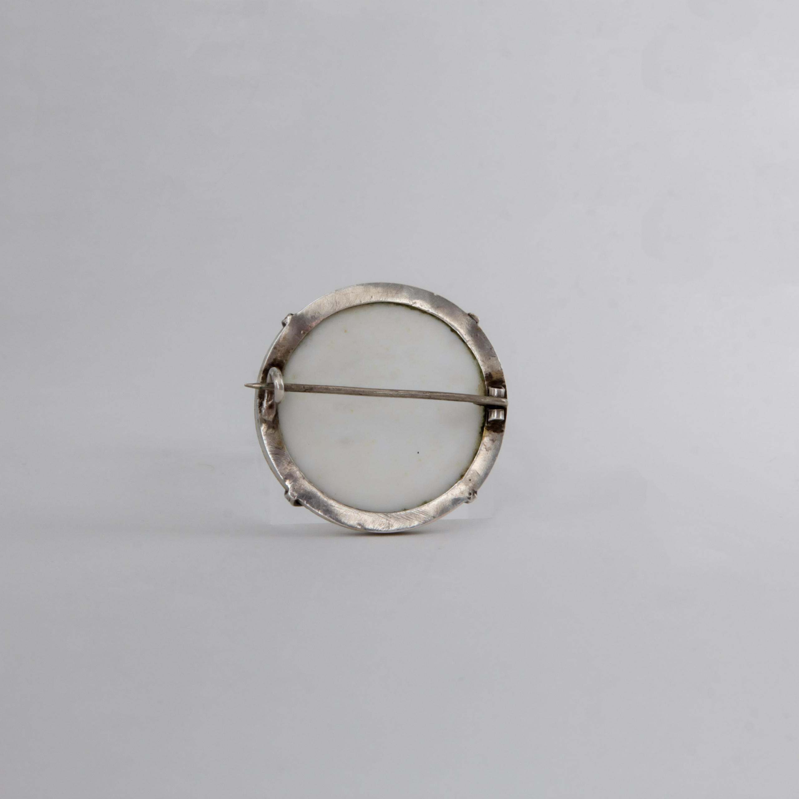 Muse. Современнные и актикварные украшения в Барселоне, Москве и Санкт-Петербурге