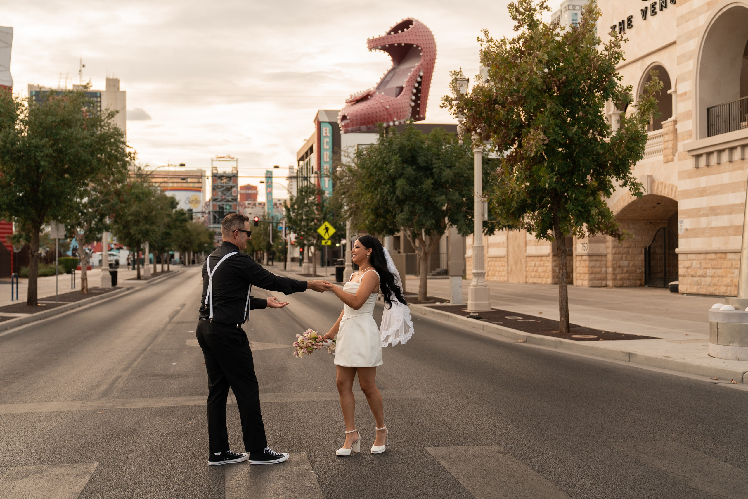 Stephanie&Ryan. Wedding & elopement photographer Viktoriya Kravtsov. Las Vegas