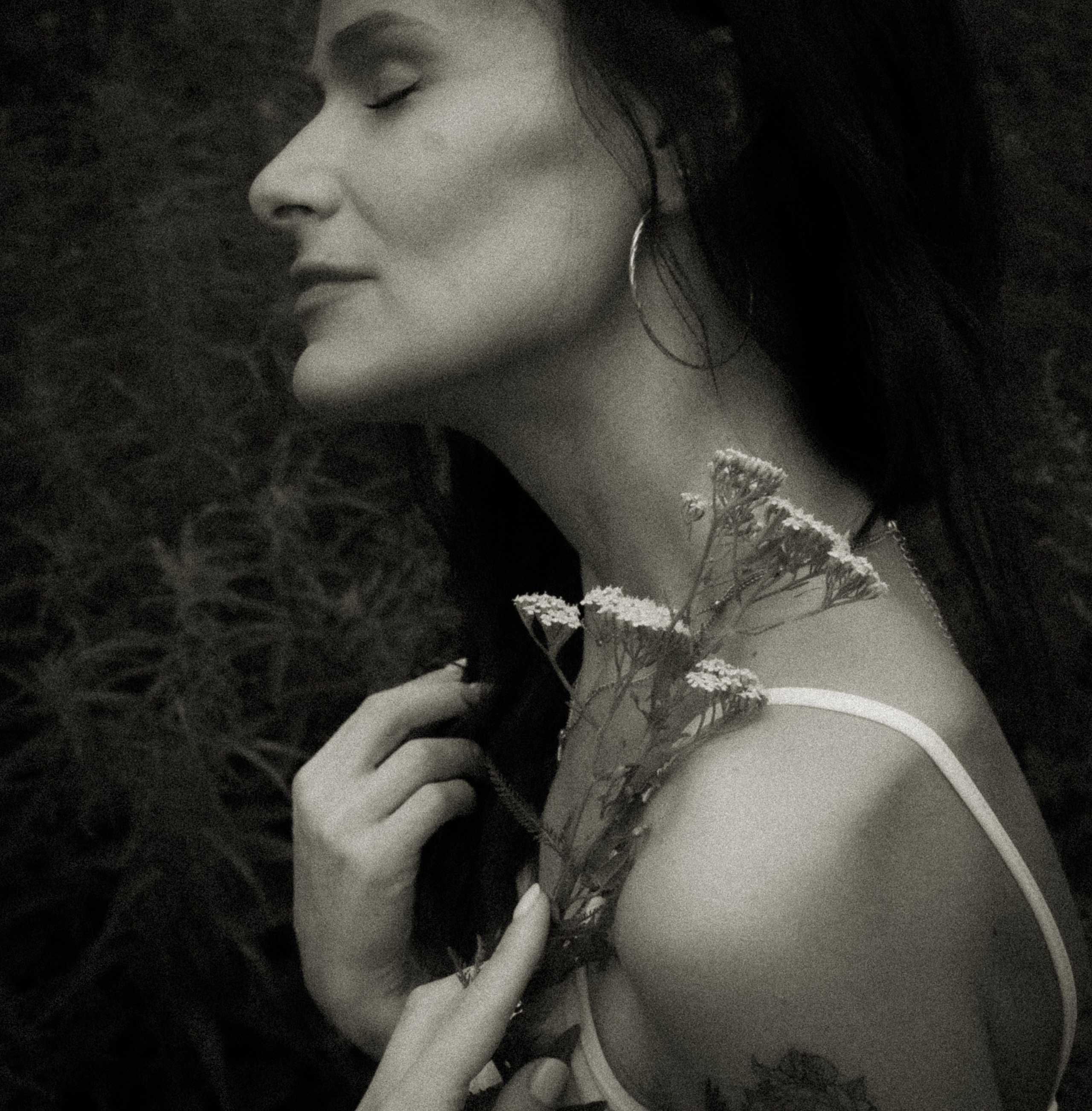 Balade en moto. Histoires d’amour, séances photos de famille et de mariage en France