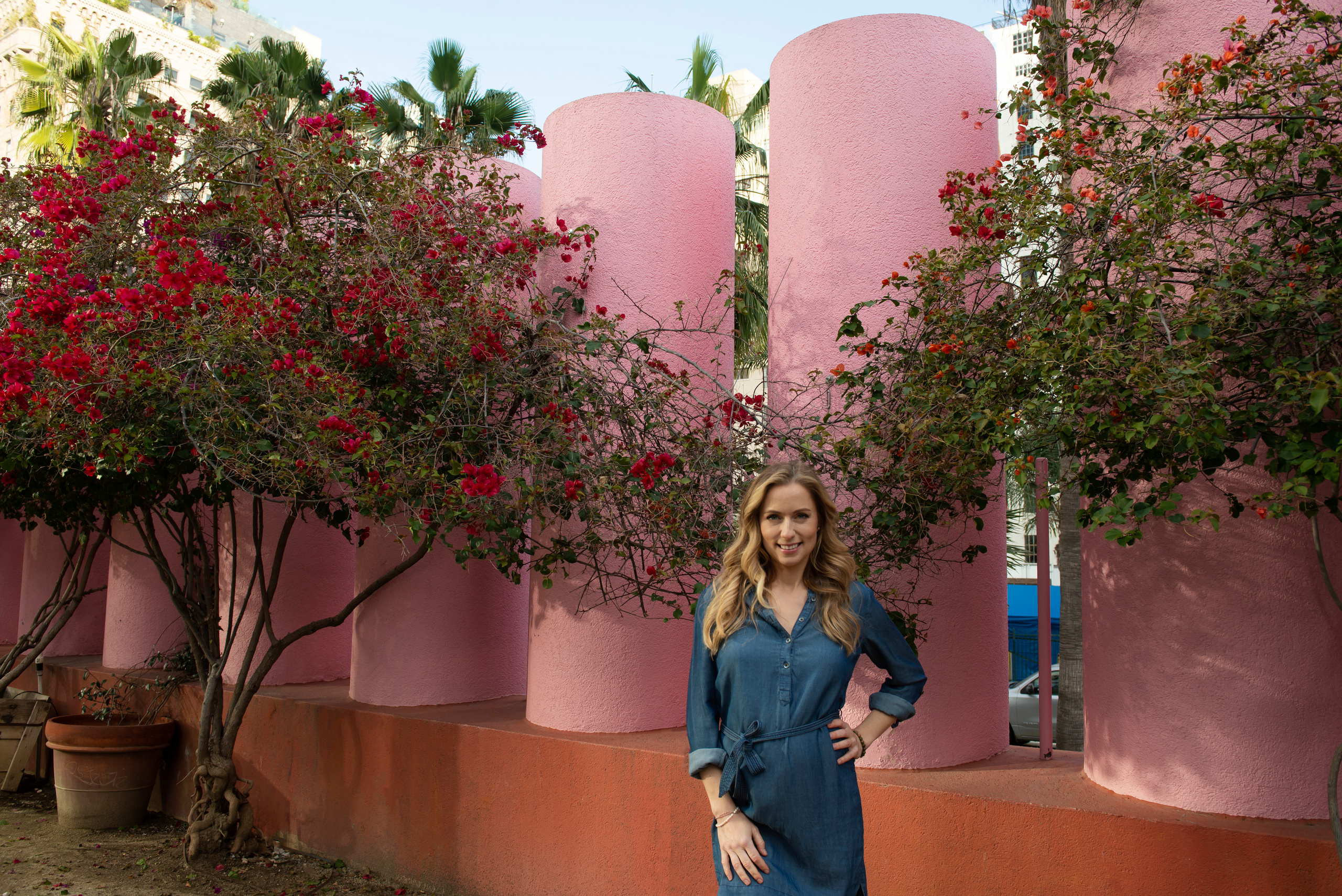 Photoshoot for realtor Ekaterina in Down Town Los Angeles. Portrait photographer Natalia Isavtseva Los Angeles LA