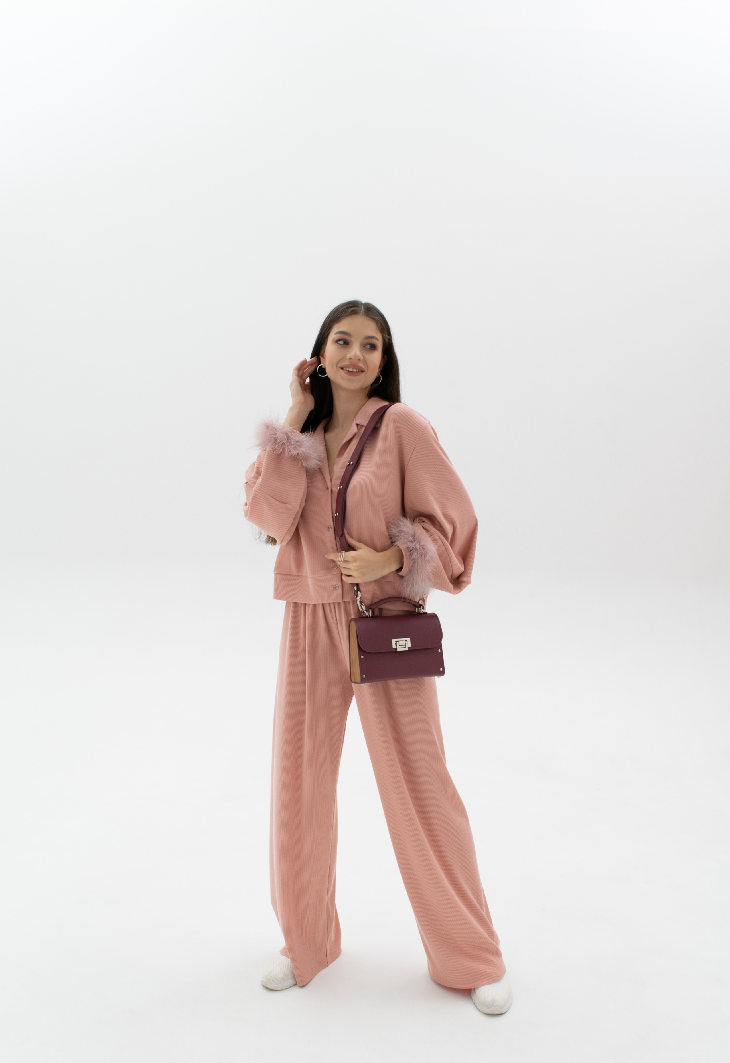 High resolution product images for online marketplace sellers