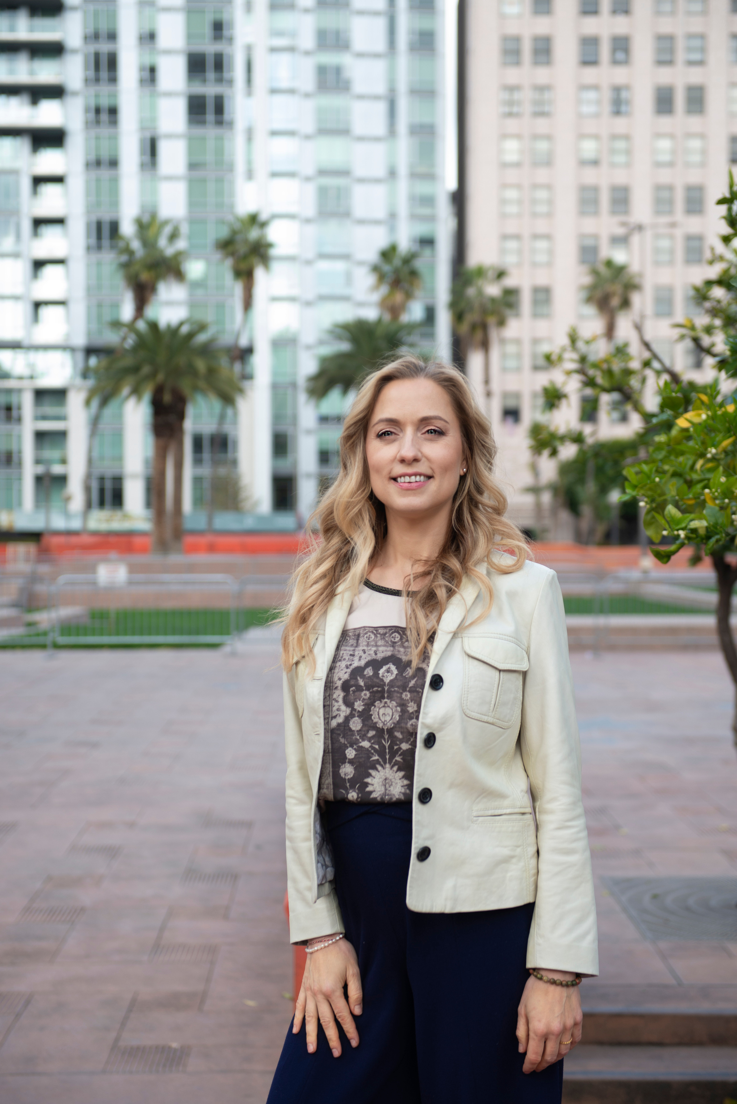 Torrance, CA photographer for headshots, family, and portrait sessions