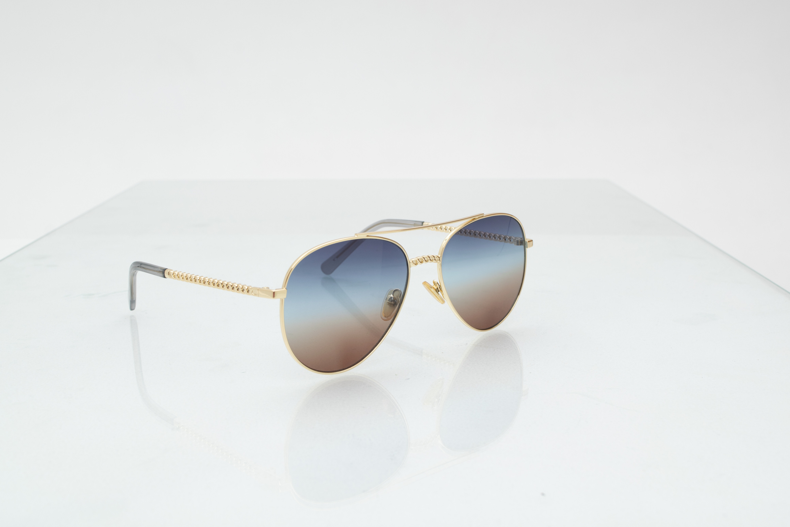 Ecommerce product photographer for Walmart online catalog