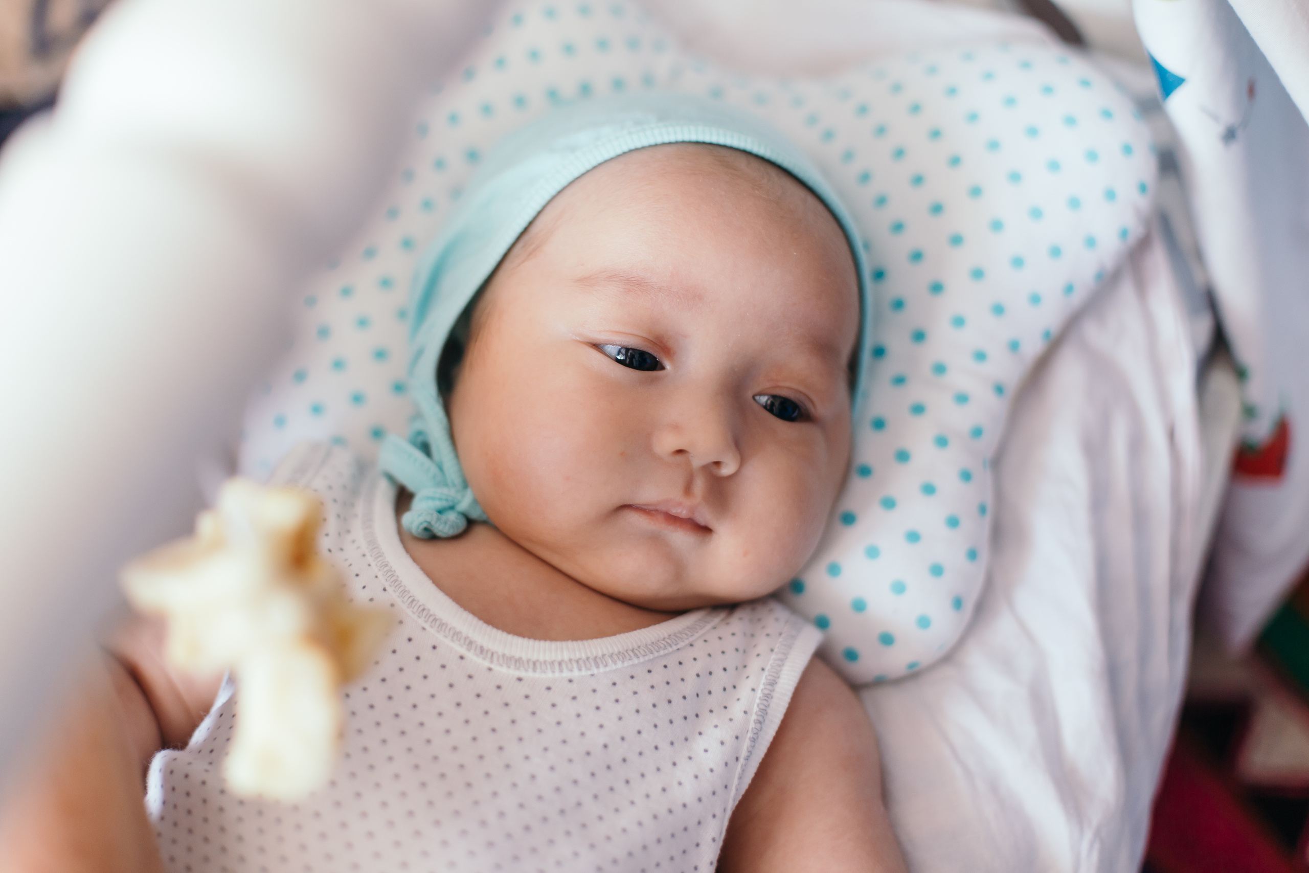 Сладкий малыш. Toktonaliev.com.kg, Семейный и детский фотограф в Бишкеке