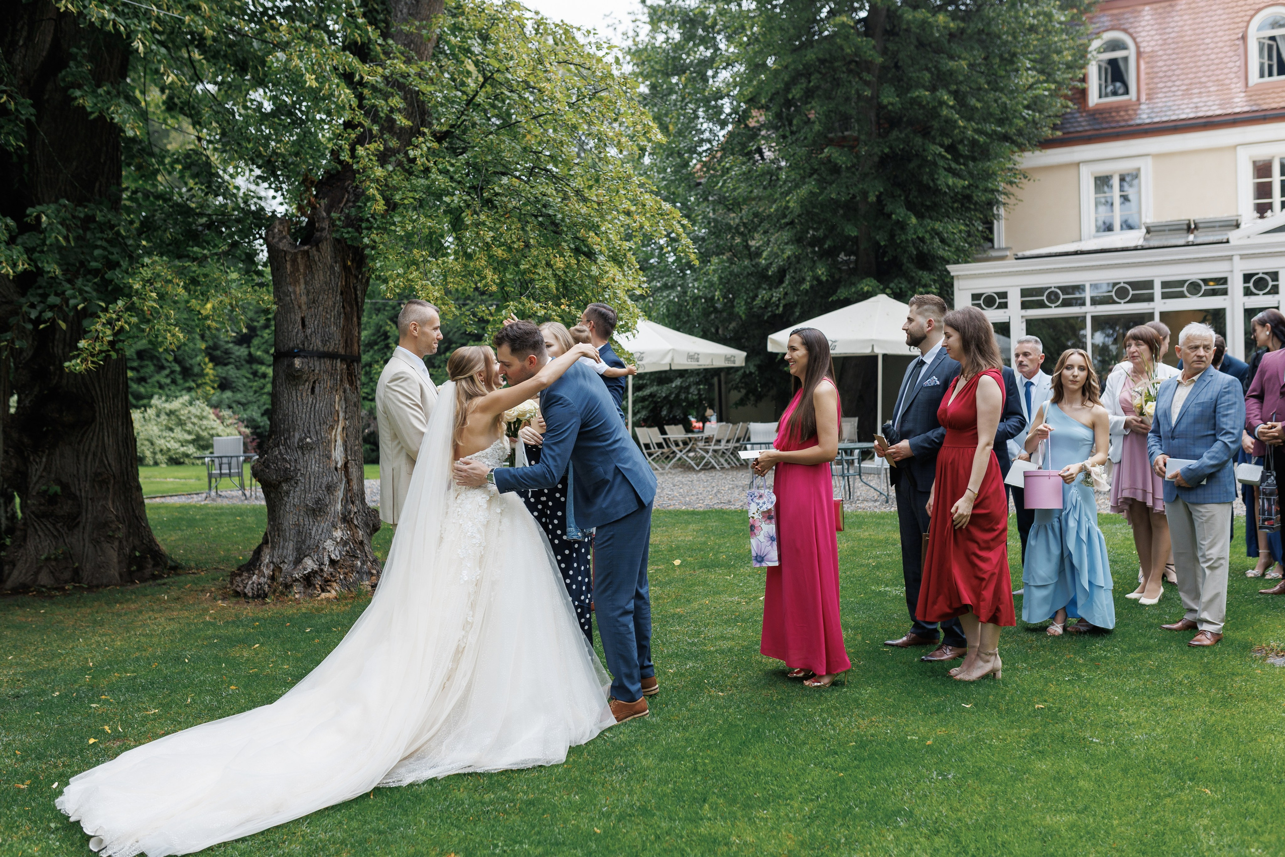Kamila & Jorg. Dwor Sireakow. 26.07.2025. Fotograf ślubny i rodzinny w Krakowie Yana Klymova