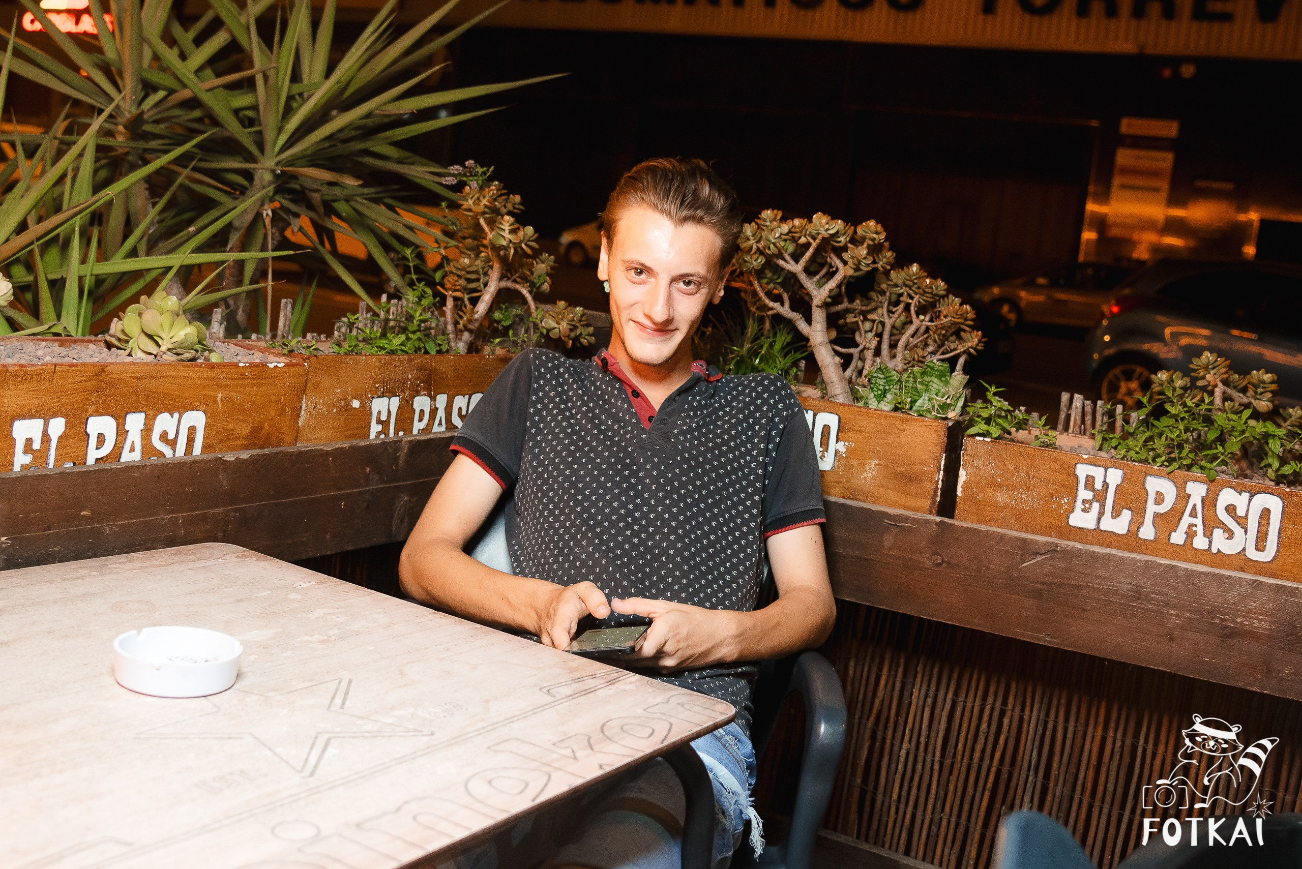 Reportaje fotográfico de FOTKAI | Get Back en El Paso Bar | Torrevieja, España, 12 de julio de 2025