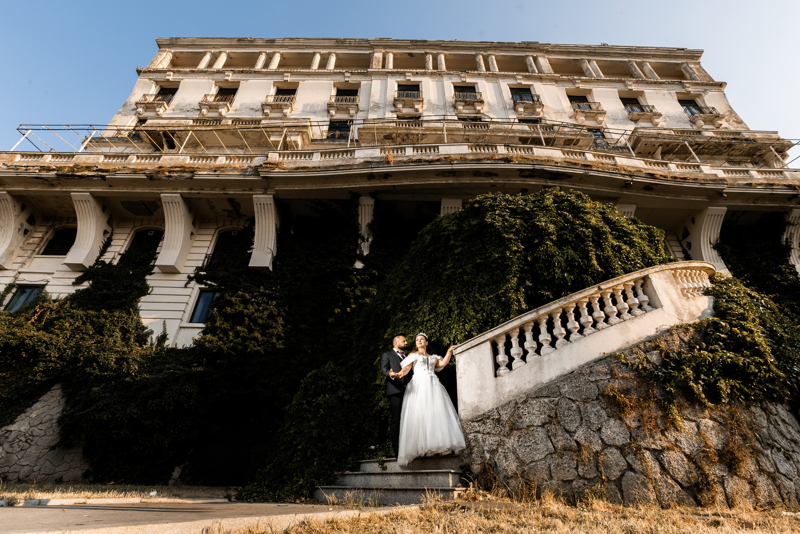 Andreea & Elvis Trash The Dress. MGS STUDIO