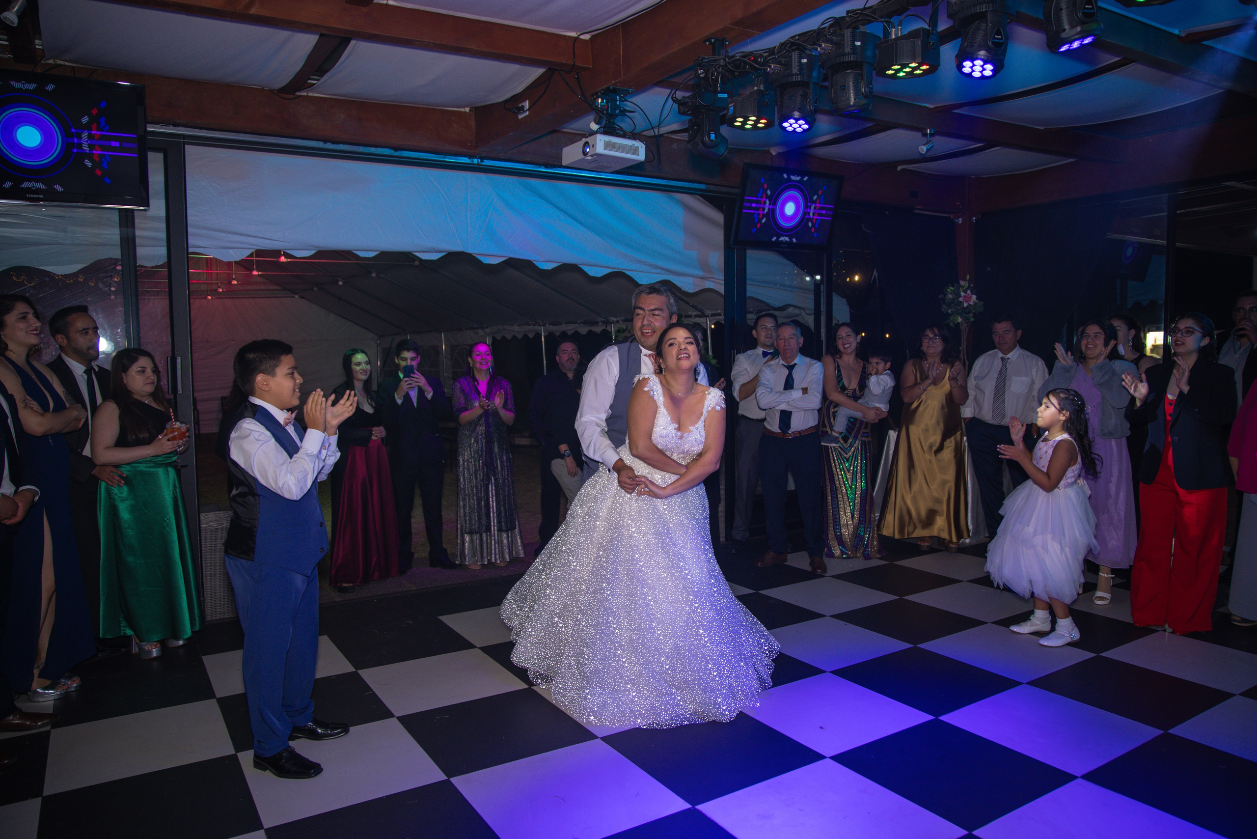 Katherin y Daniel. Dinka & Emilio - El arte de preservar lo que no se repite