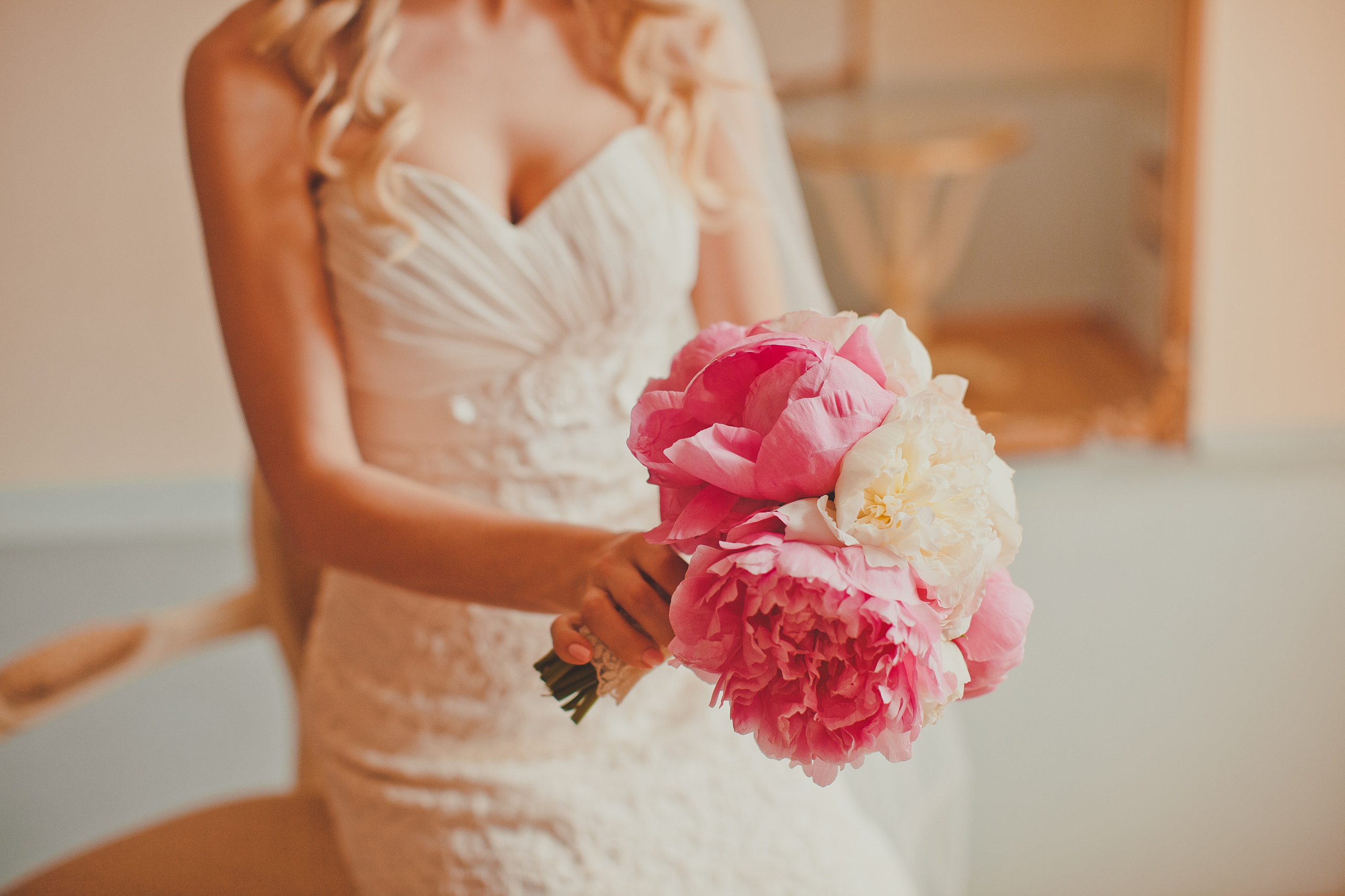 Wedding day in Smolensk. Destination photographer in Cairo Egypt Anastasia Ilina